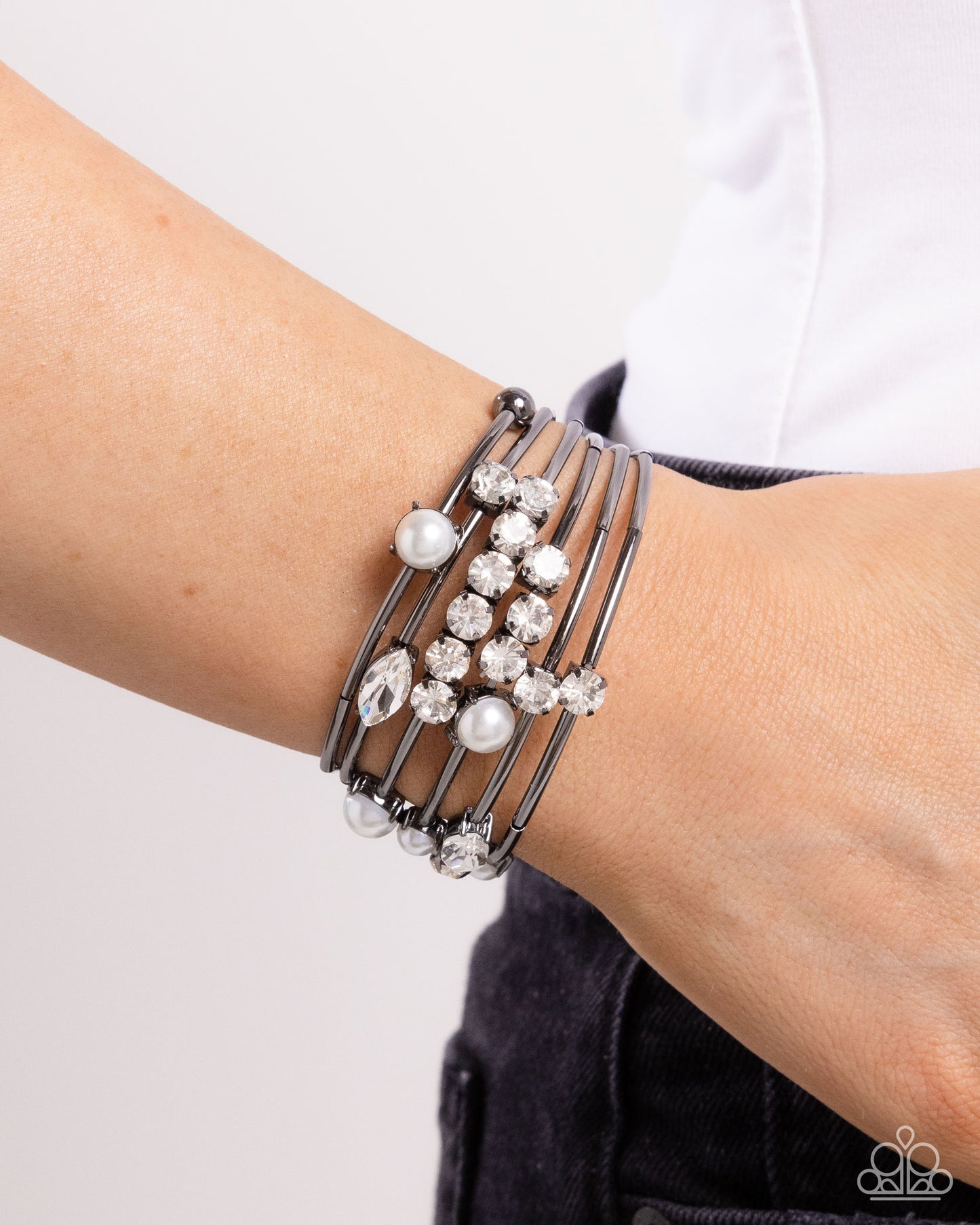 Showtime Sparkle - Black Bracelet - Paparazzi - Dare2bdazzlin N Jewelry