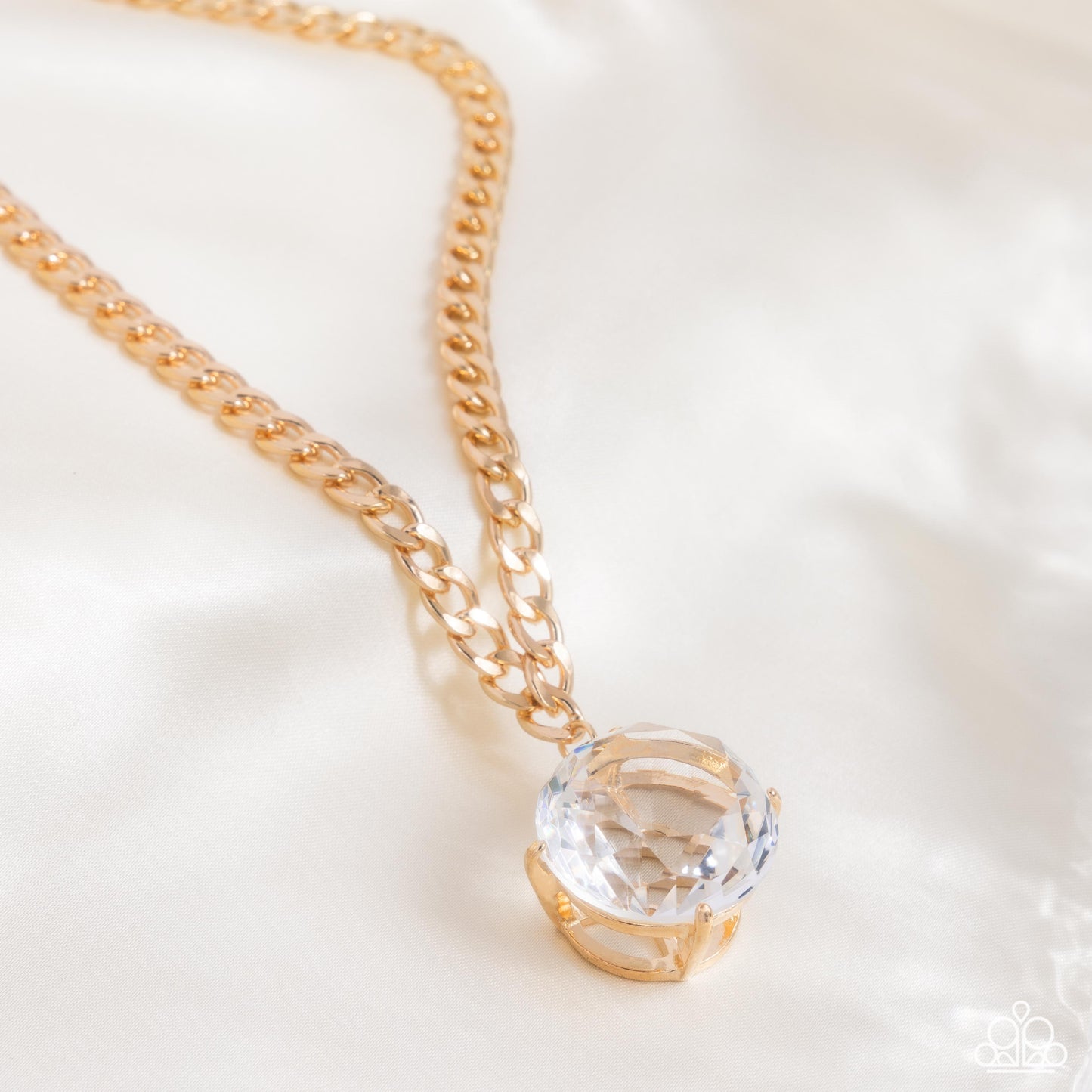 Musings State of Mind - Gold Necklace - Paparazzi - Dare2bdazzlin N Jewelry