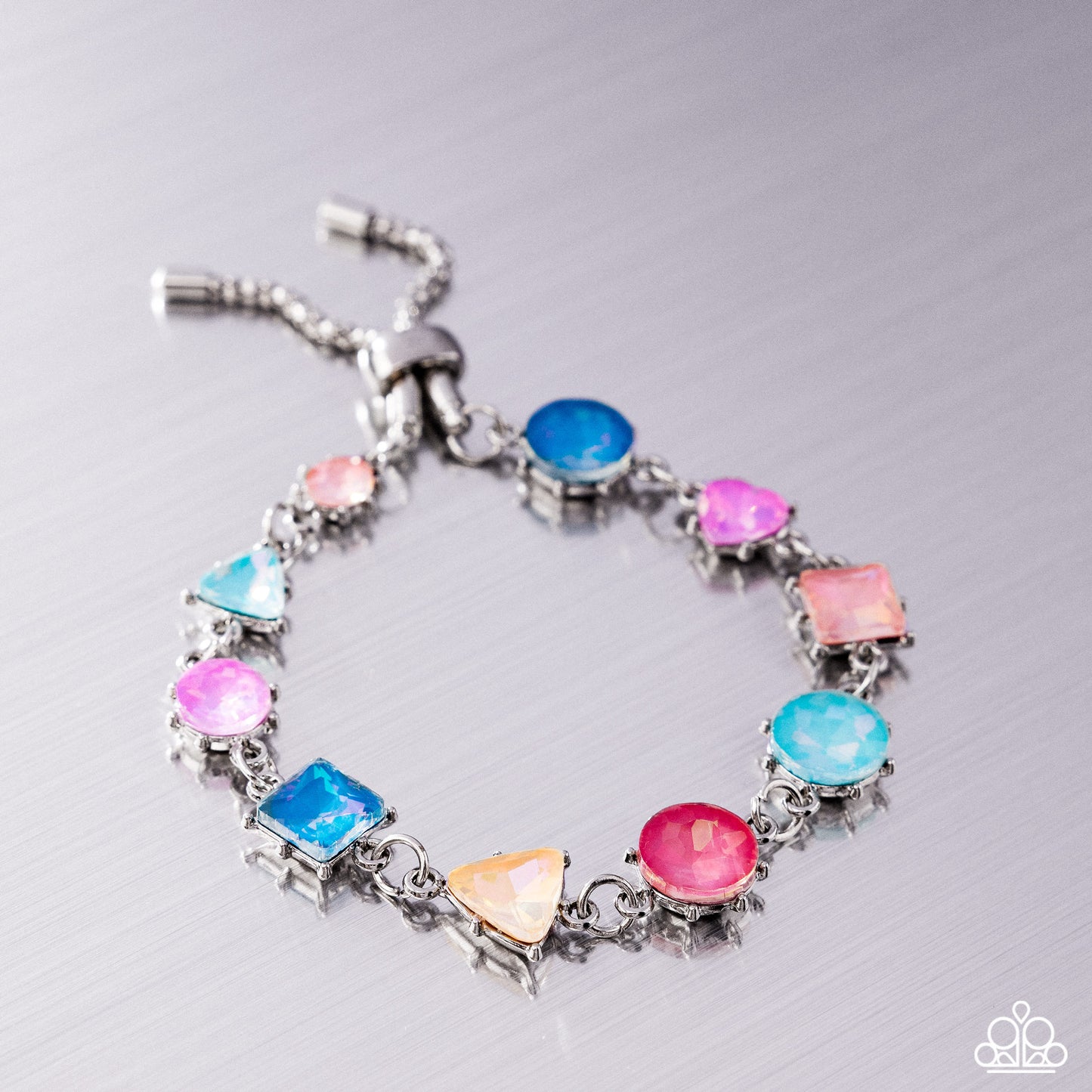 Royal Arrangement - Multi Bracelet - Paparazzi - Dare2bdazzlin N Jewelry