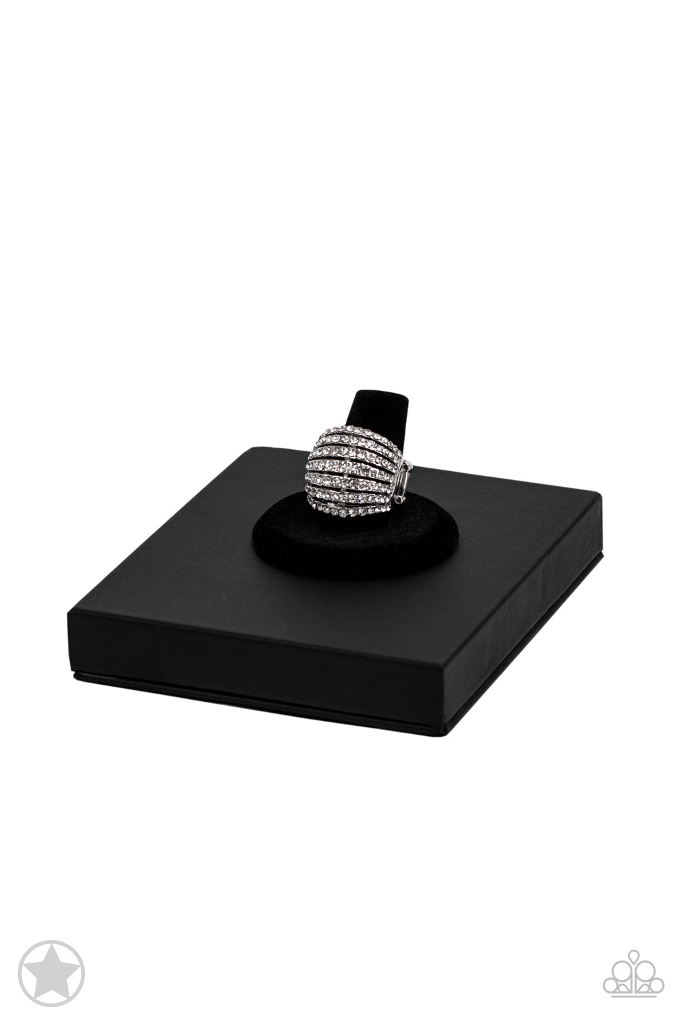 Blinding Brilliance - White Ring - Paparazzi - Dare2bdazzlin N Jewelry