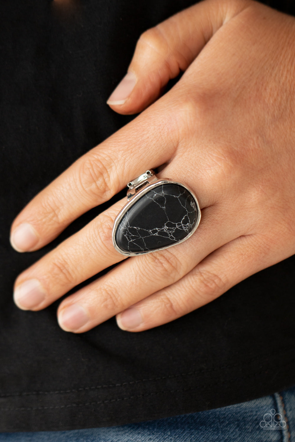 Marble Mecca - Black Ring - Paparazzi - Dare2bdazzlin N Jewelry