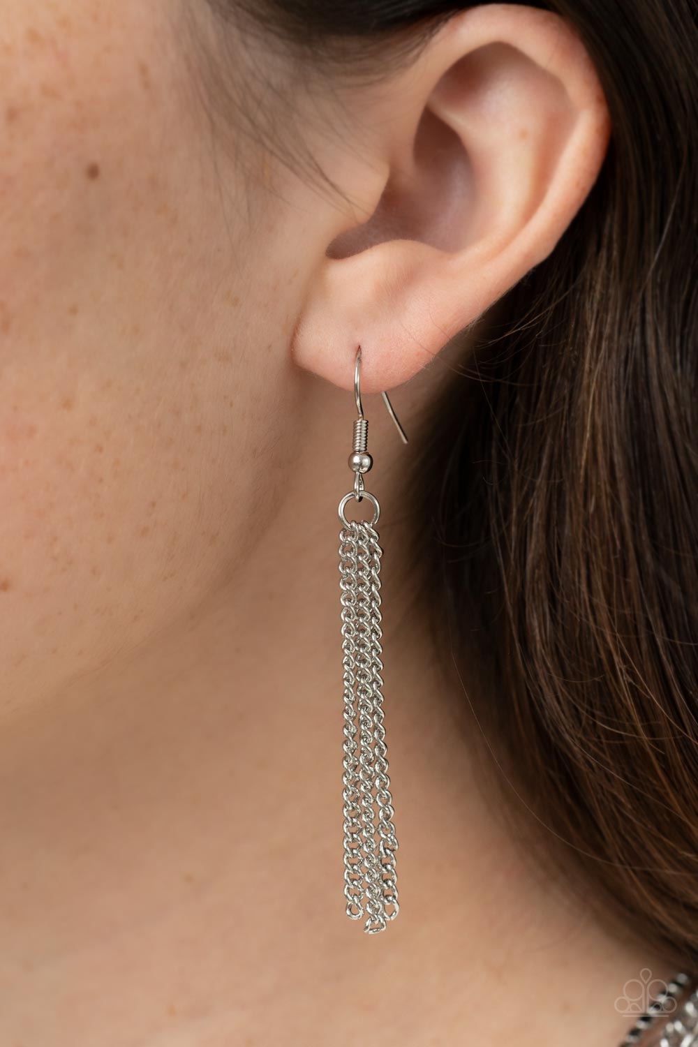 Undauntingly Urban - White Necklace - Paparazzi - Dare2bdazzlin N Jewelry