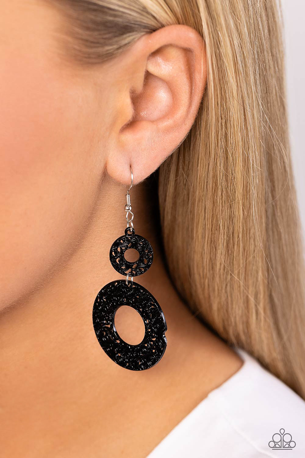 Cabo Courtyard - Black Earring - Paparazzi - Dare2bdazzlin N Jewelry