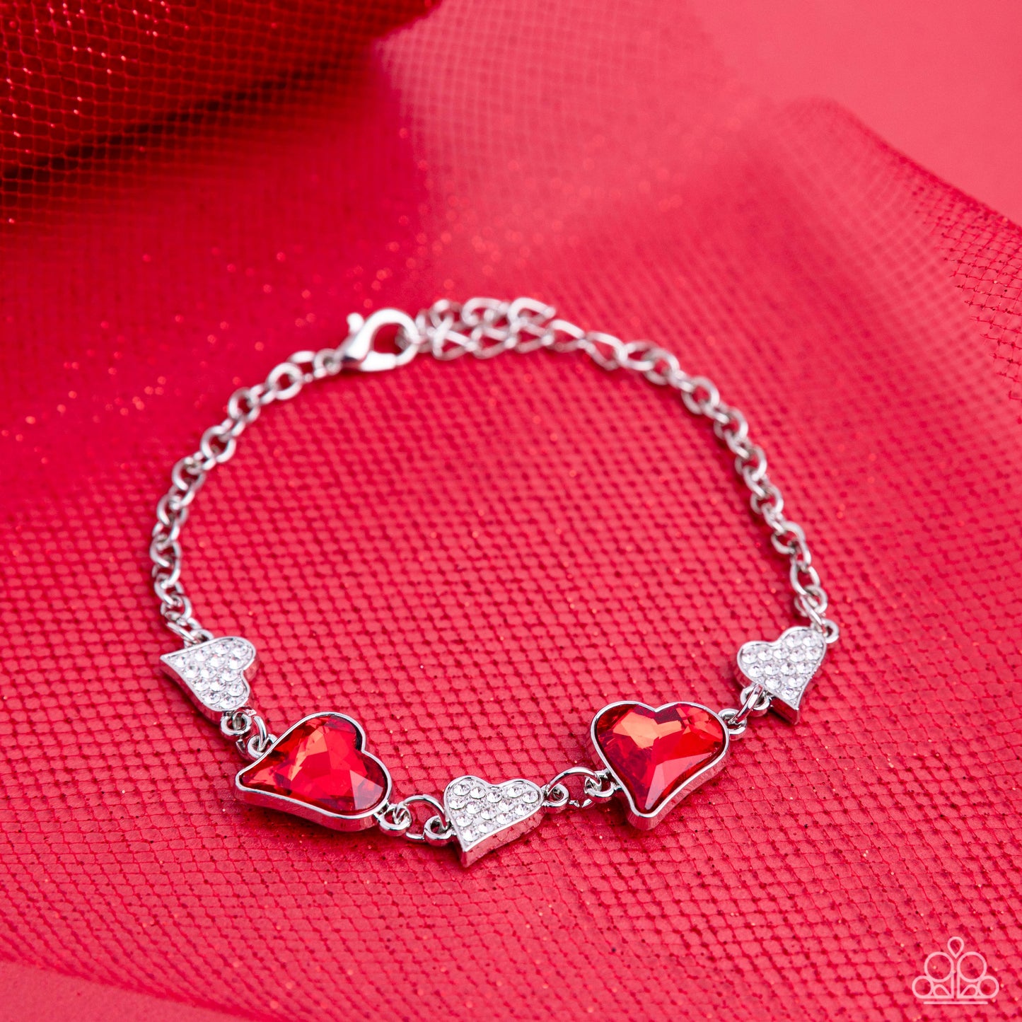Cluelessly Crushing - Red Bracelet - Paparazzi - Dare2bdazzlin N Jewelry