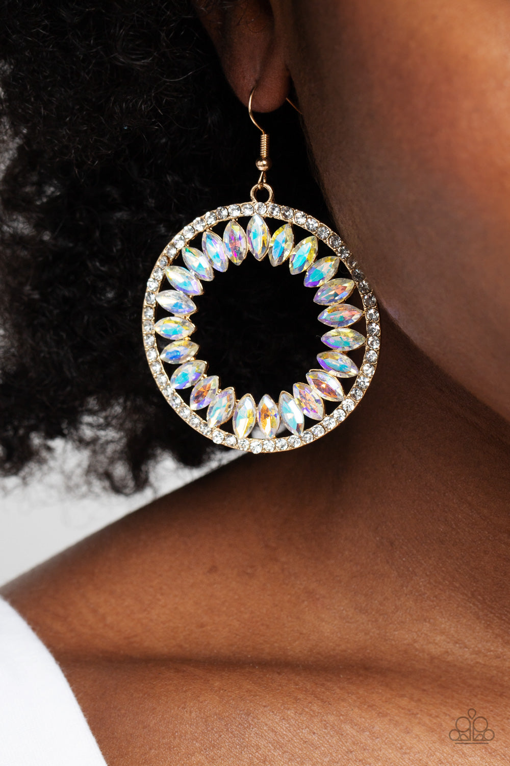 Wall Street Wreaths - Gold Earring - Paparazzi - Dare2bdazzlin N Jewelry