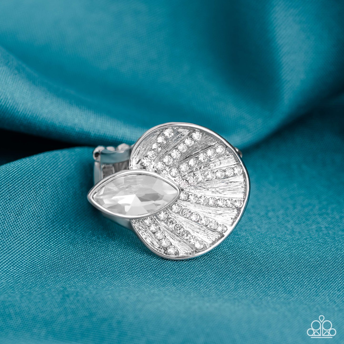 Fan Dance Dazzle - White Ring - Paparazzi - Dare2bdazzlin N Jewelry