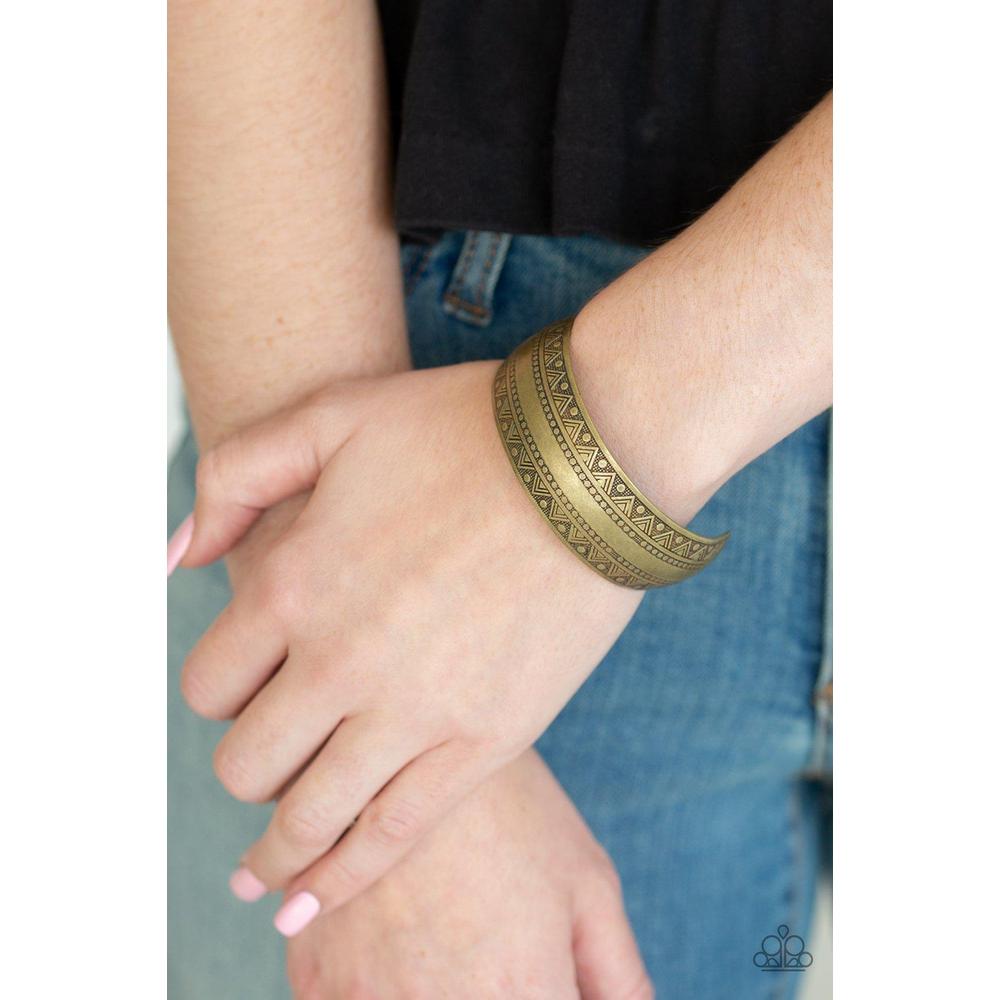 Desert Peaks - Brass Bracelet - Paparazzi - Dare2bdazzlin N Jewelry