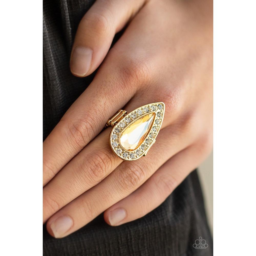 Majestic Mayhem - Gold Ring - Paparazzi - Dare2bdazzlin N Jewelry