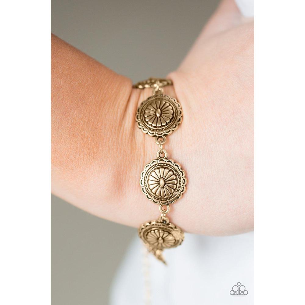 Prairie Posh - Gold Bracelet - Paparazzi - Dare2bdazzlin N Jewelry