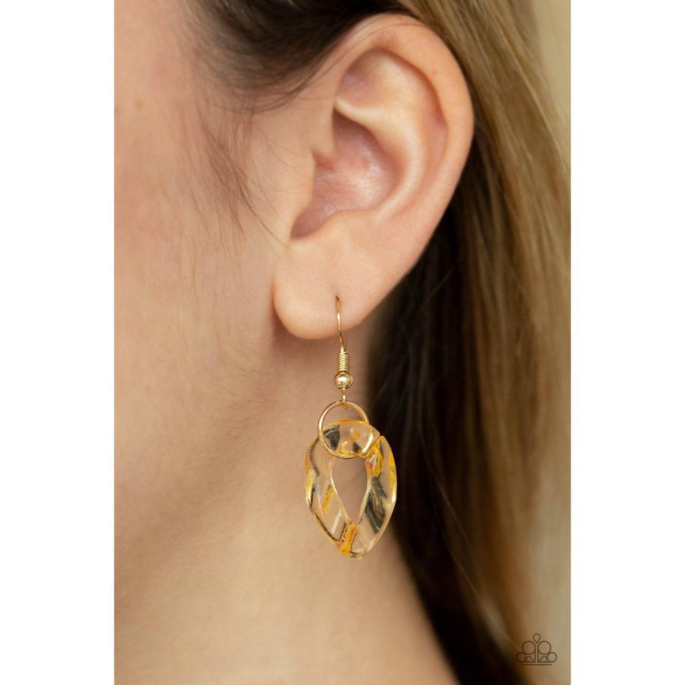 Put It On Ice Gold Necklace - Paparazzi - Dare2bdazzlin N Jewelry