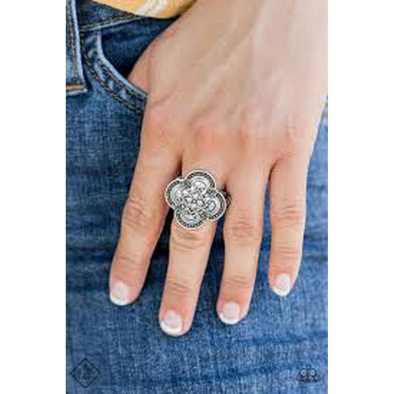 Sunset Sightings - Fashion Fix Set - June 2019 - Dare2bdazzlin N Jewelry