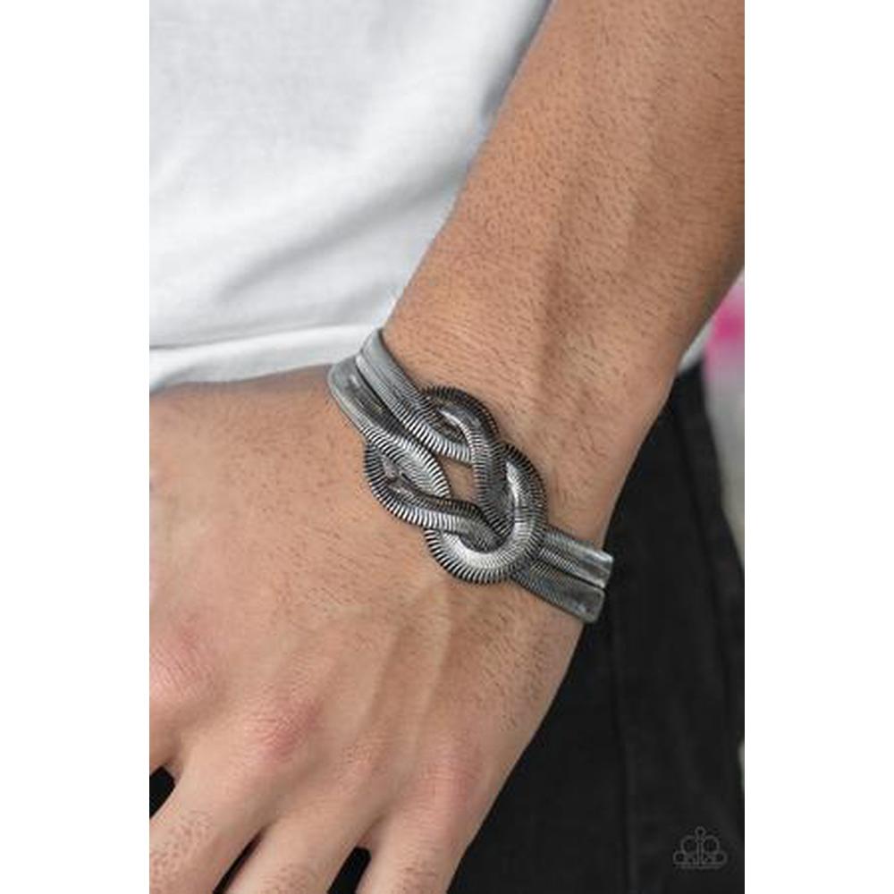 To The Max - Black Bracelet - Paparazzi - Dare2bdazzlin N Jewelry