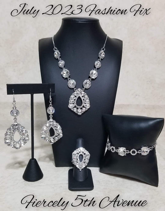 Fiercely 5th Avenue - Fashion Fix Set - July 2023 - Dare2bdazzlin N Jewelry