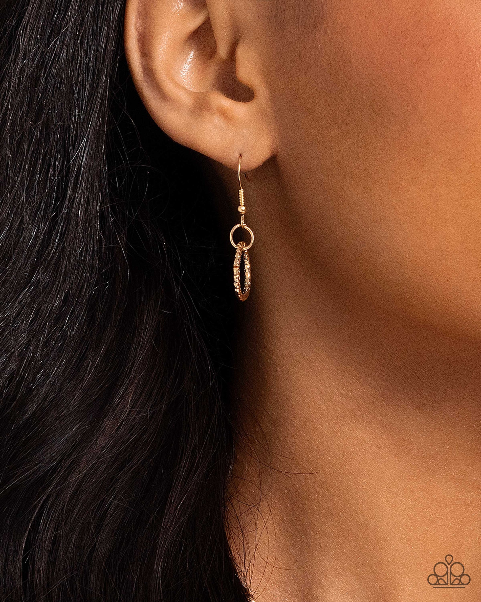Urban Acoustics - Gold Necklace - Paparazzi - Dare2bdazzlin N Jewelry