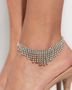 Curtain Confidence - White Anklet - Paparazzi - Dare2bdazzlin N Jewelry