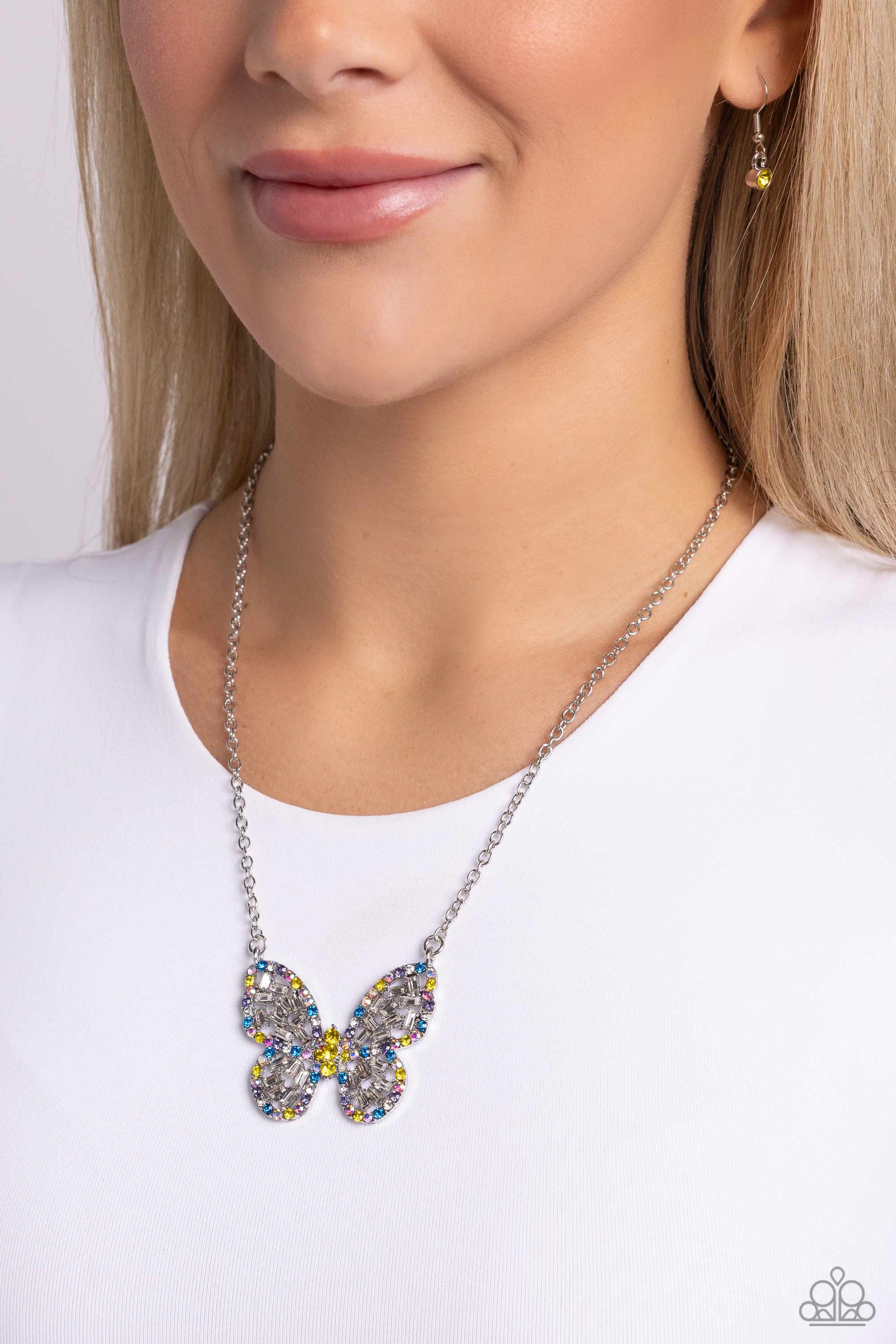 Aerial Academy - Yellow Necklace - Paparazzi - Dare2bdazzlin N Jewelry