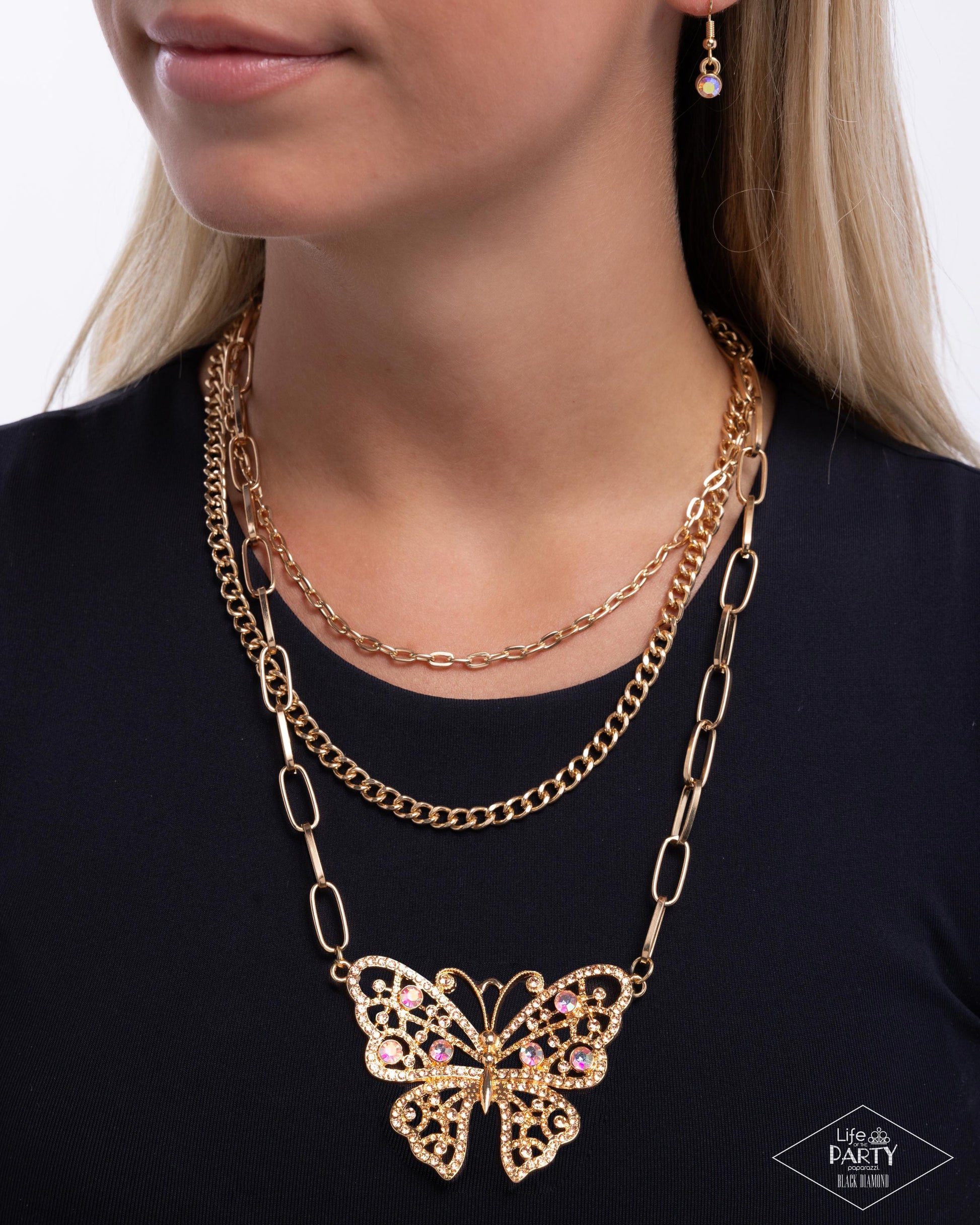 Winged Wonder - Gold - Dare2bdazzlin N Jewelry