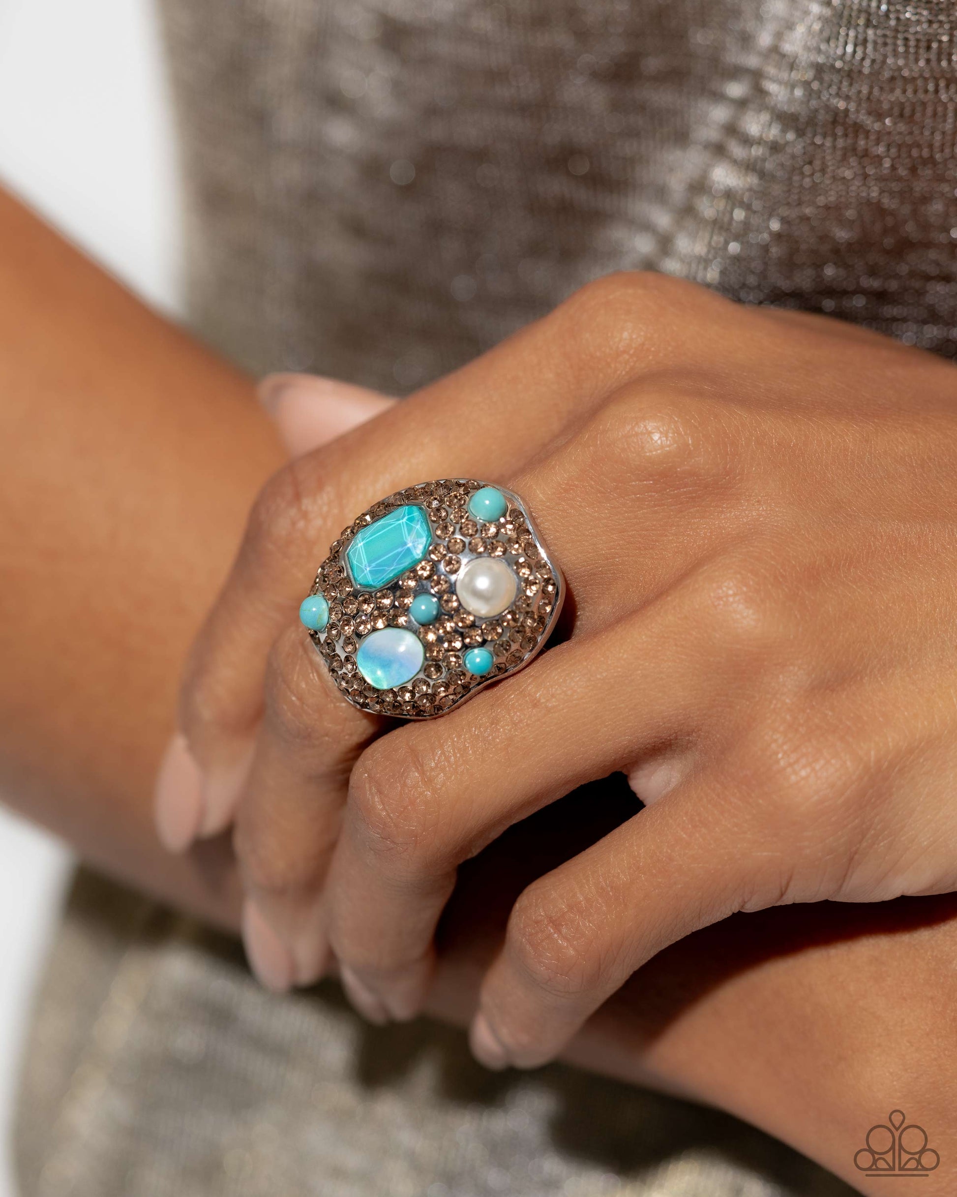 Active Artistry - Blue Ring - Paparazzi - Dare2bdazzlin N Jewelry