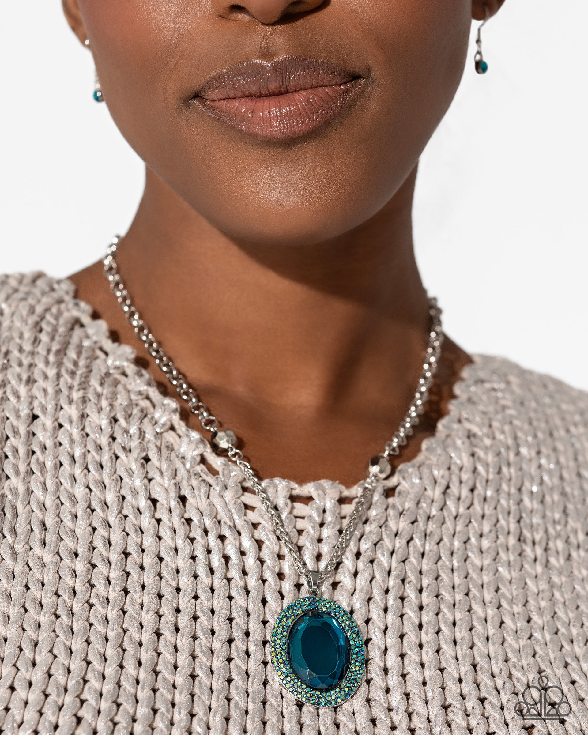 Manufactured Majesty - Blue Necklace - Paparazzi - Dare2bdazzlin N Jewelry
