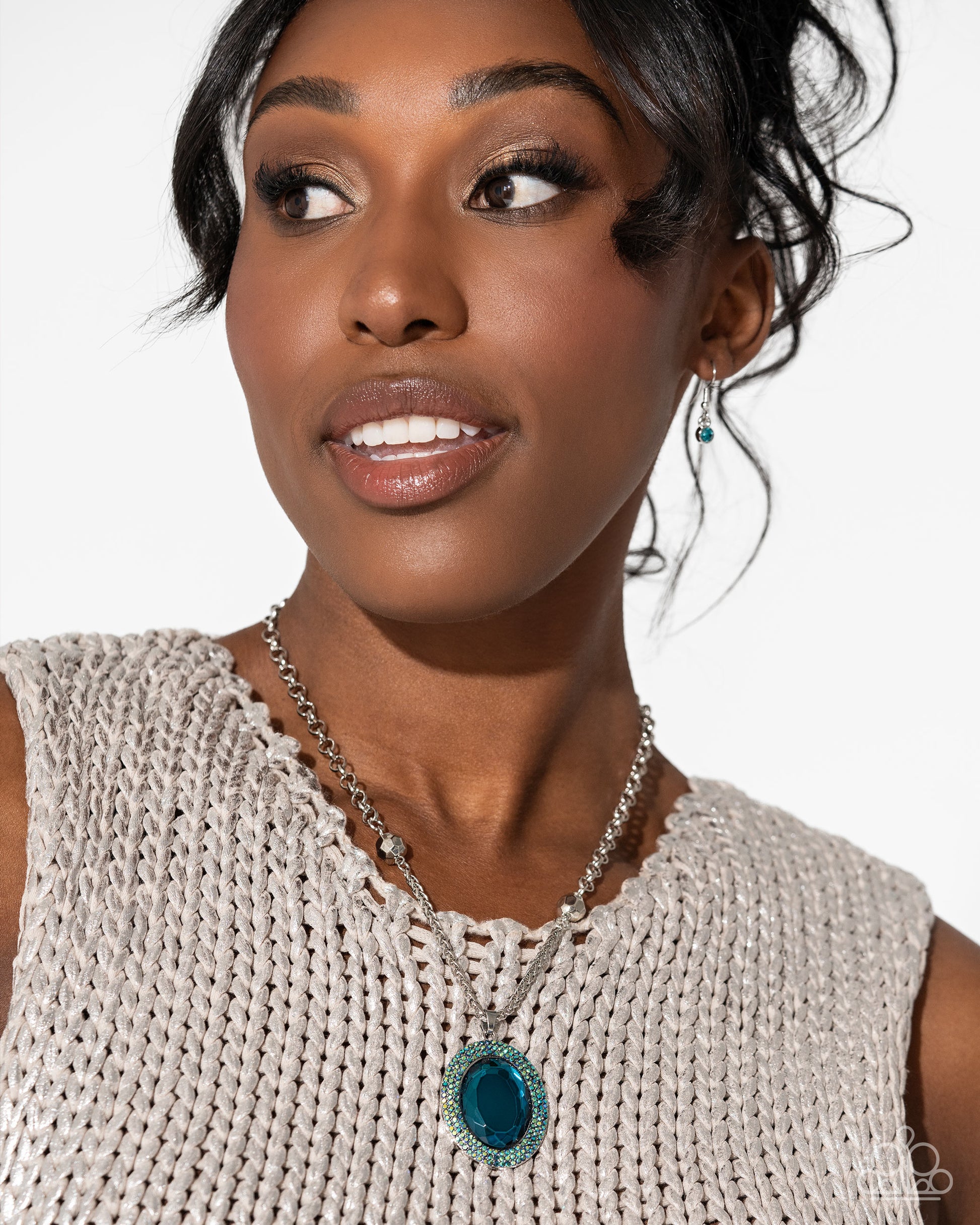 Manufactured Majesty - Blue Necklace - Paparazzi - Dare2bdazzlin N Jewelry