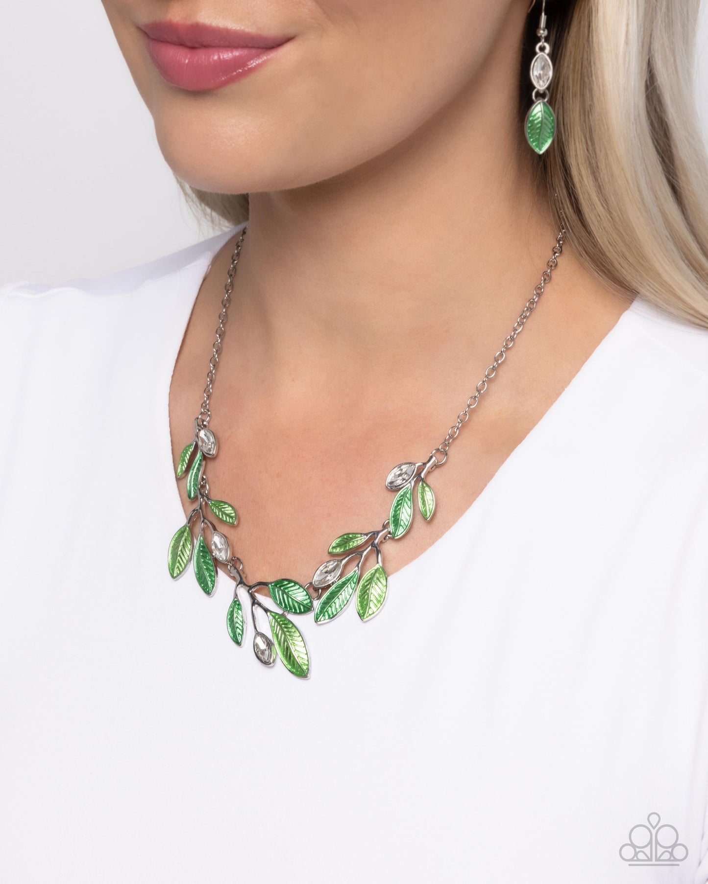 Lyrical Leaves - Green Necklace - Paparazzi - Dare2bdazzlin N Jewelry