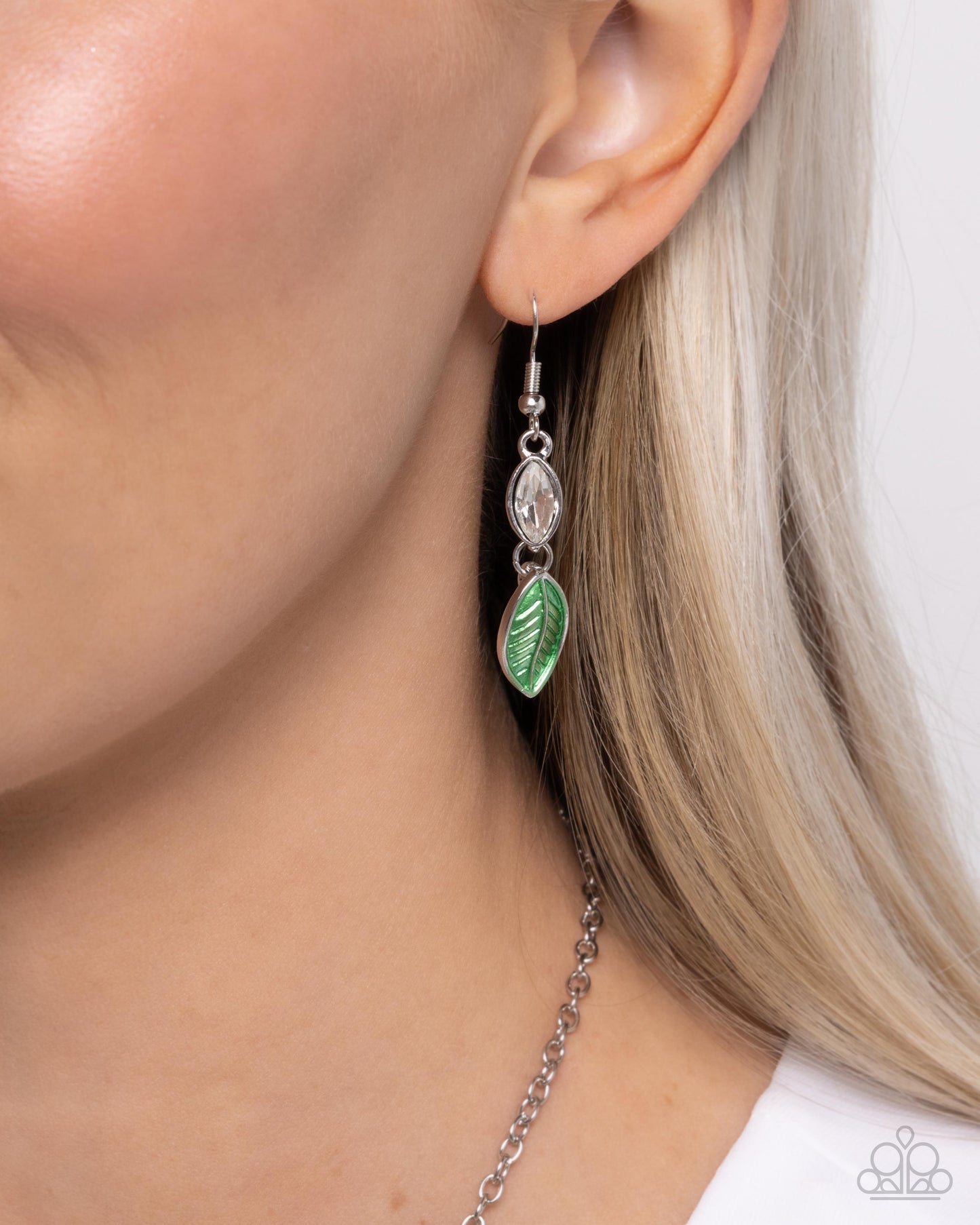 Lyrical Leaves - Green Necklace - Paparazzi - Dare2bdazzlin N Jewelry
