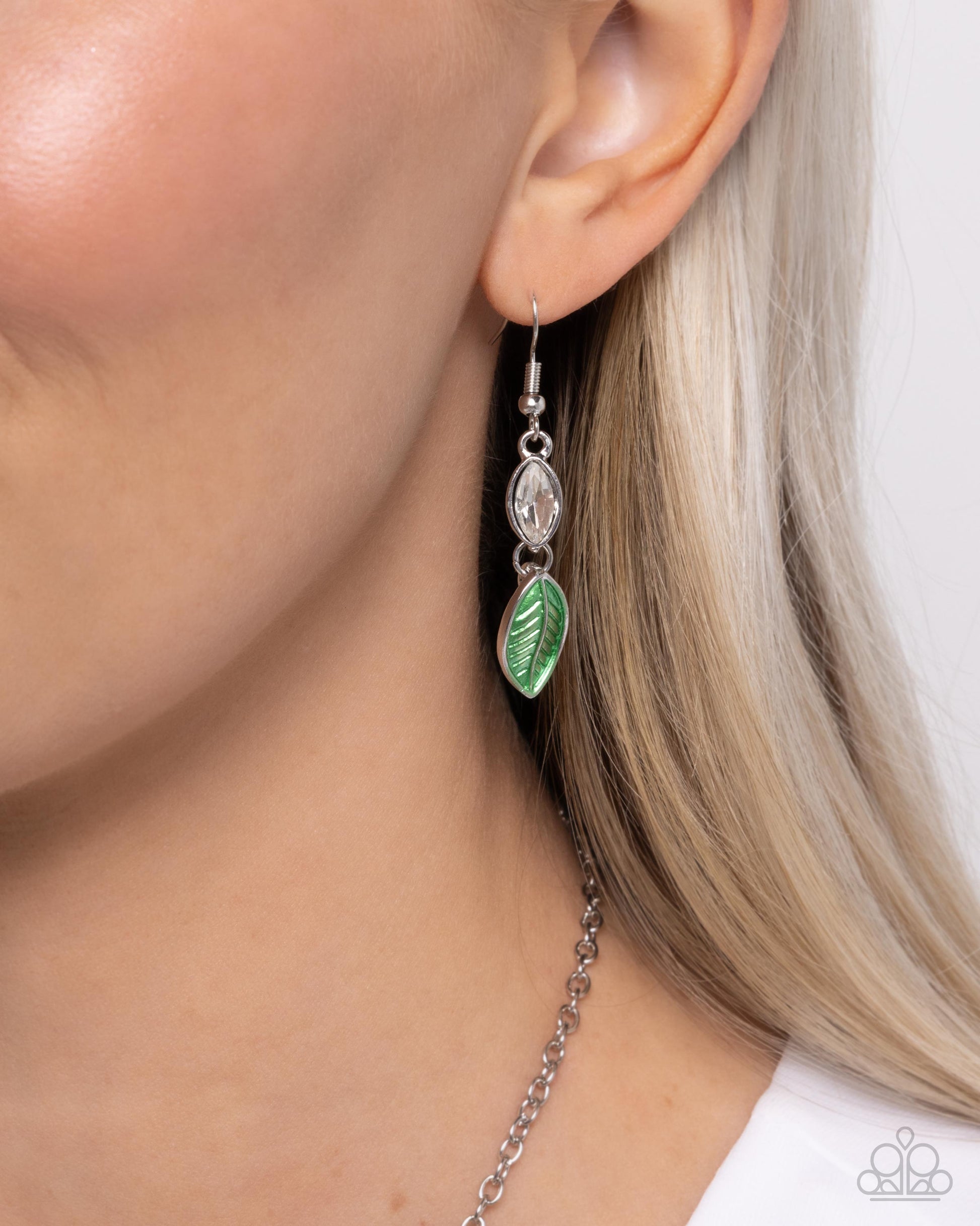 Lyrical Leaves - Green Necklace - Paparazzi - Dare2bdazzlin N Jewelry