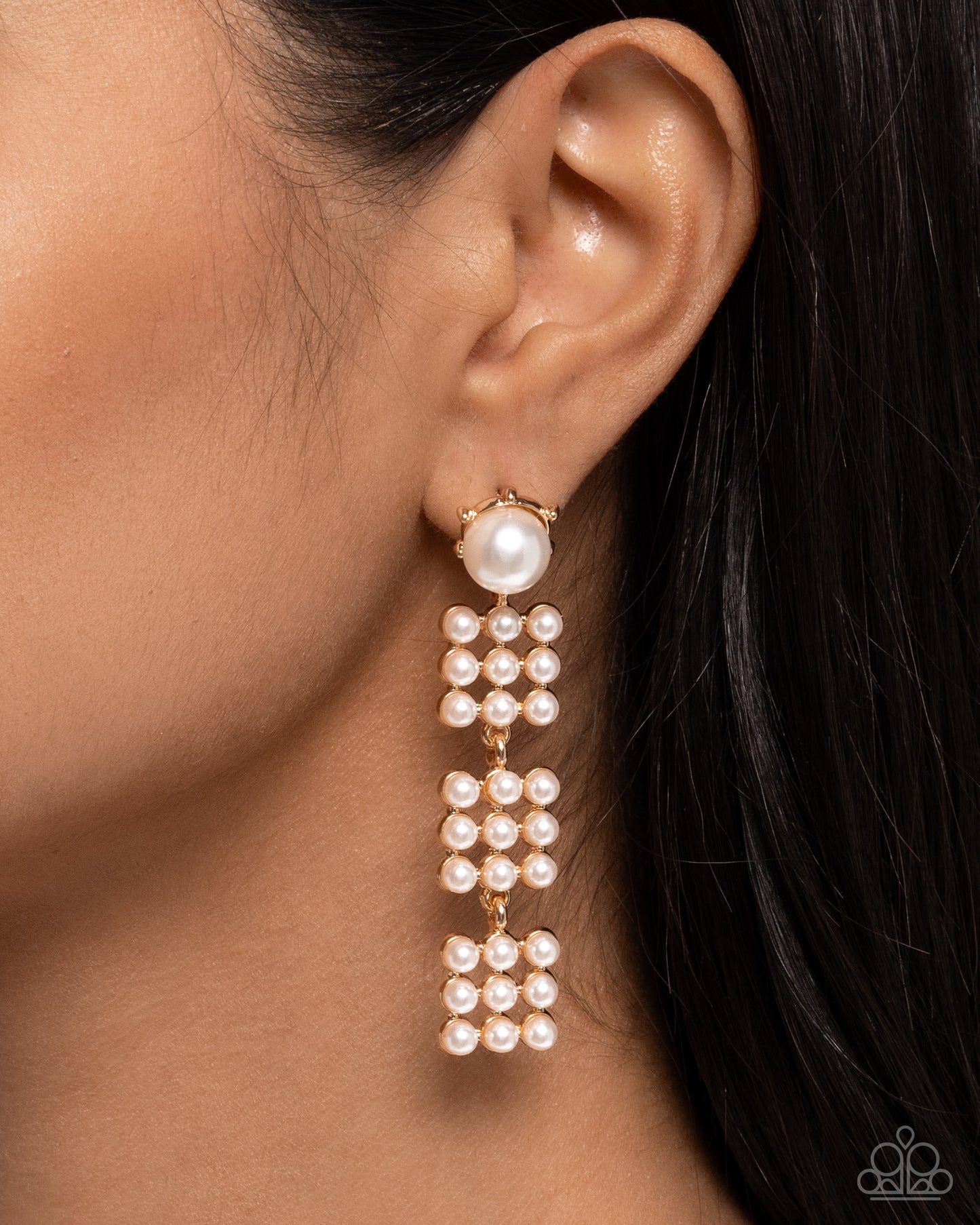Pearl Pastime - Gold Post Earring - Paparazzi - Dare2bdazzlin N Jewelry
