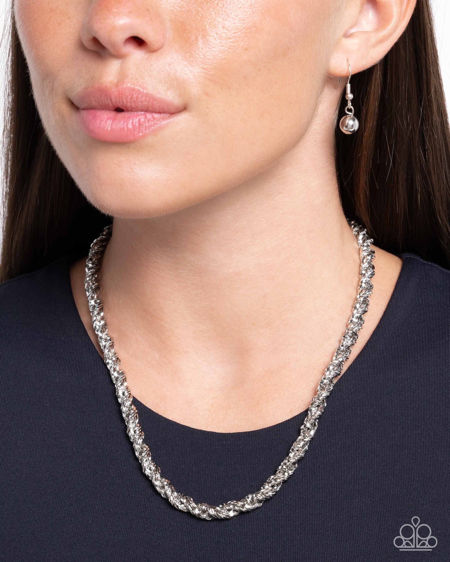 Edgy Etching - Silver Necklace - Paparazzi - Dare2bdazzlin N Jewelry