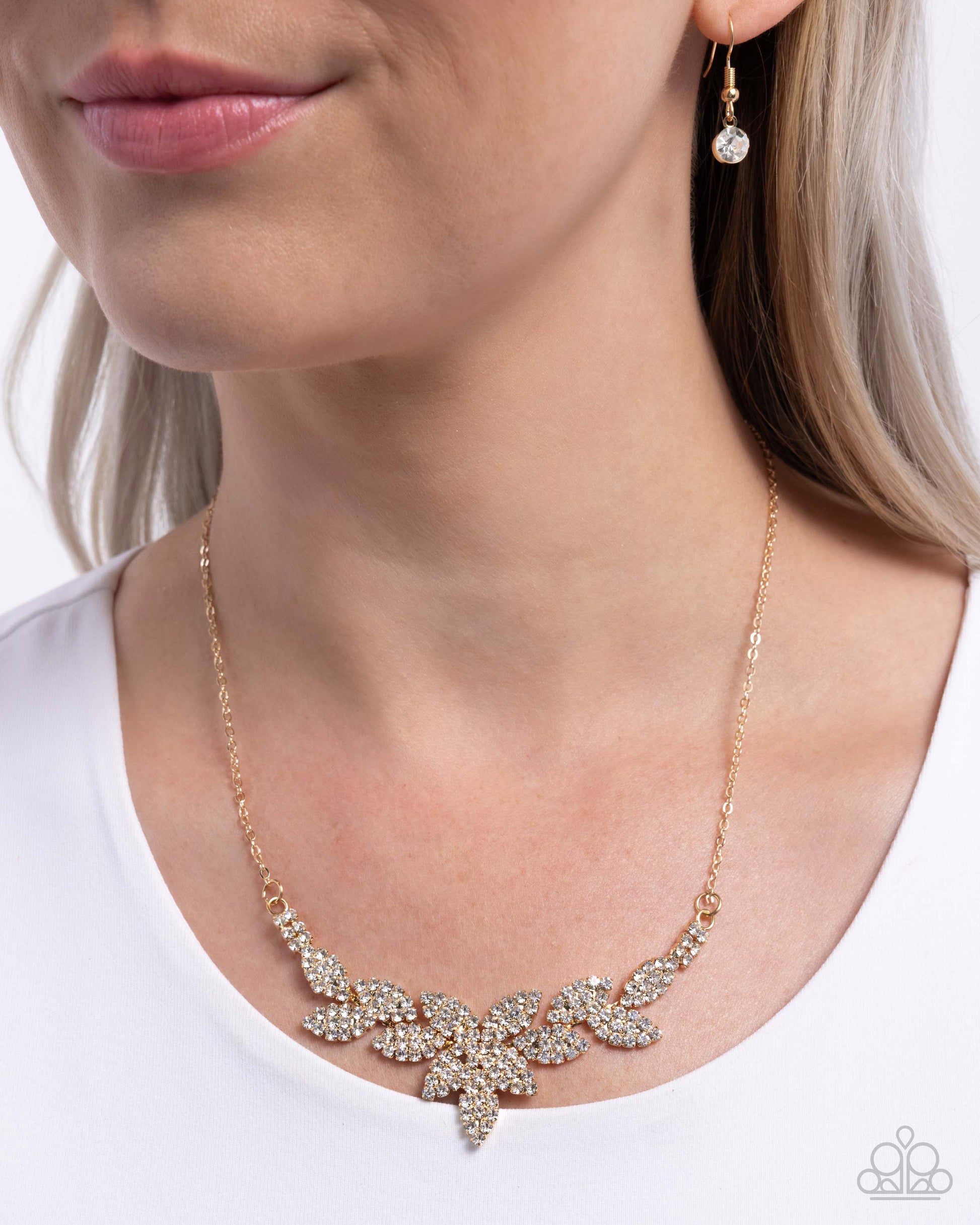 Graceful Genre - Gold Necklace - Paparazzi - Dare2bdazzlin N Jewelry