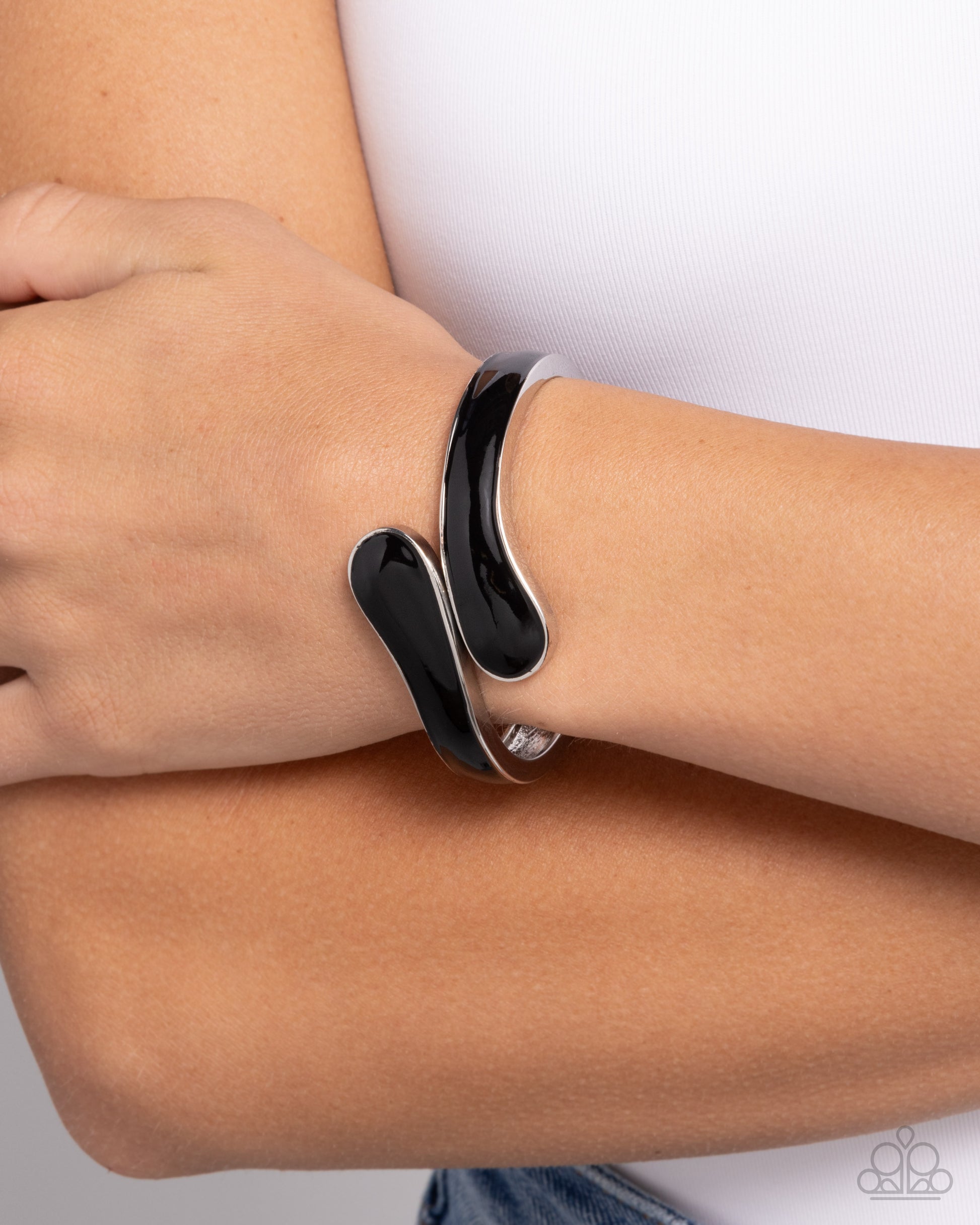 Painted Puzzle - Black Bracelet - Paparazzi - Dare2bdazzlin N Jewelry