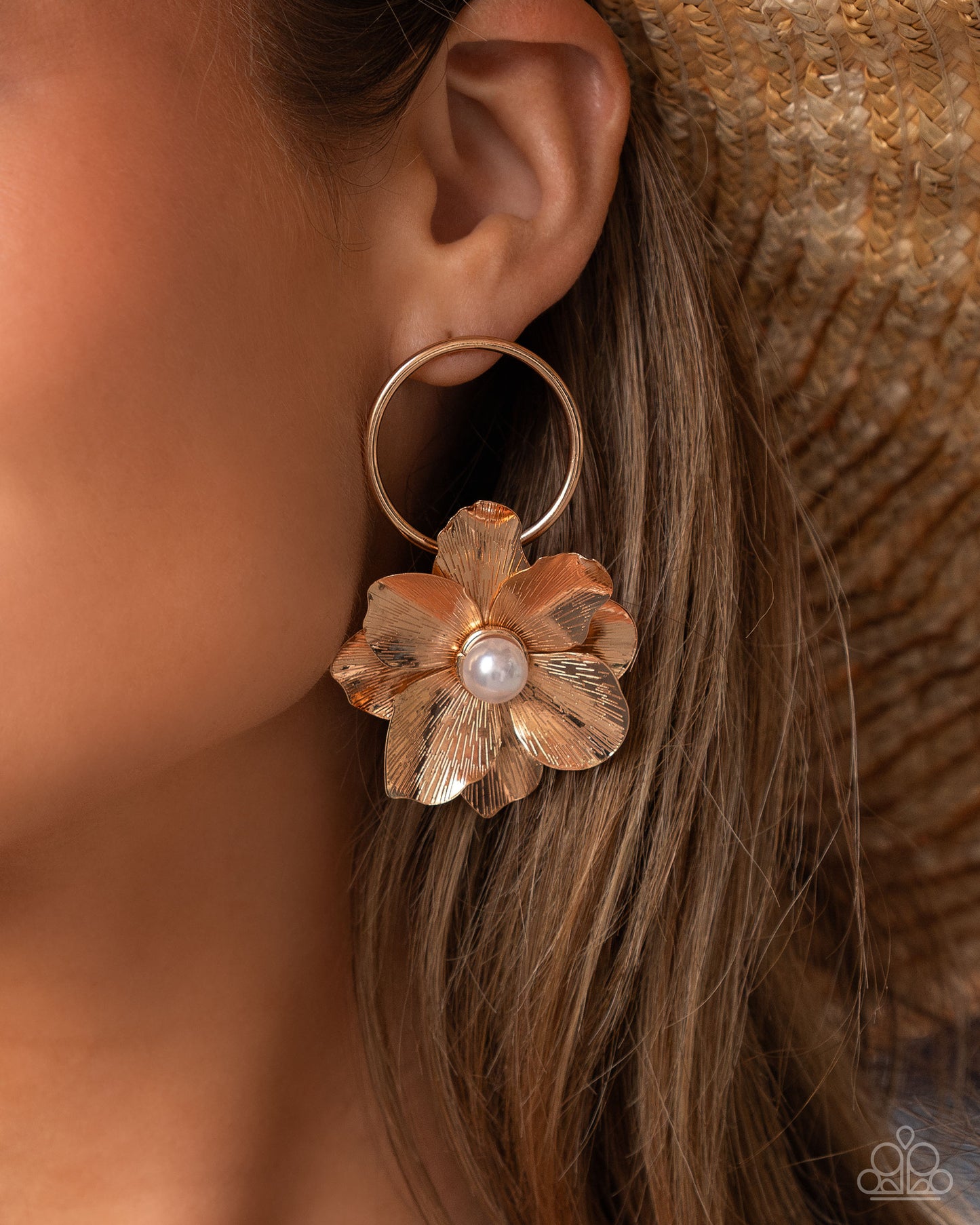 Backyard Bling - Gold Post Earring - Paparazzi - Dare2bdazzlin N Jewelry