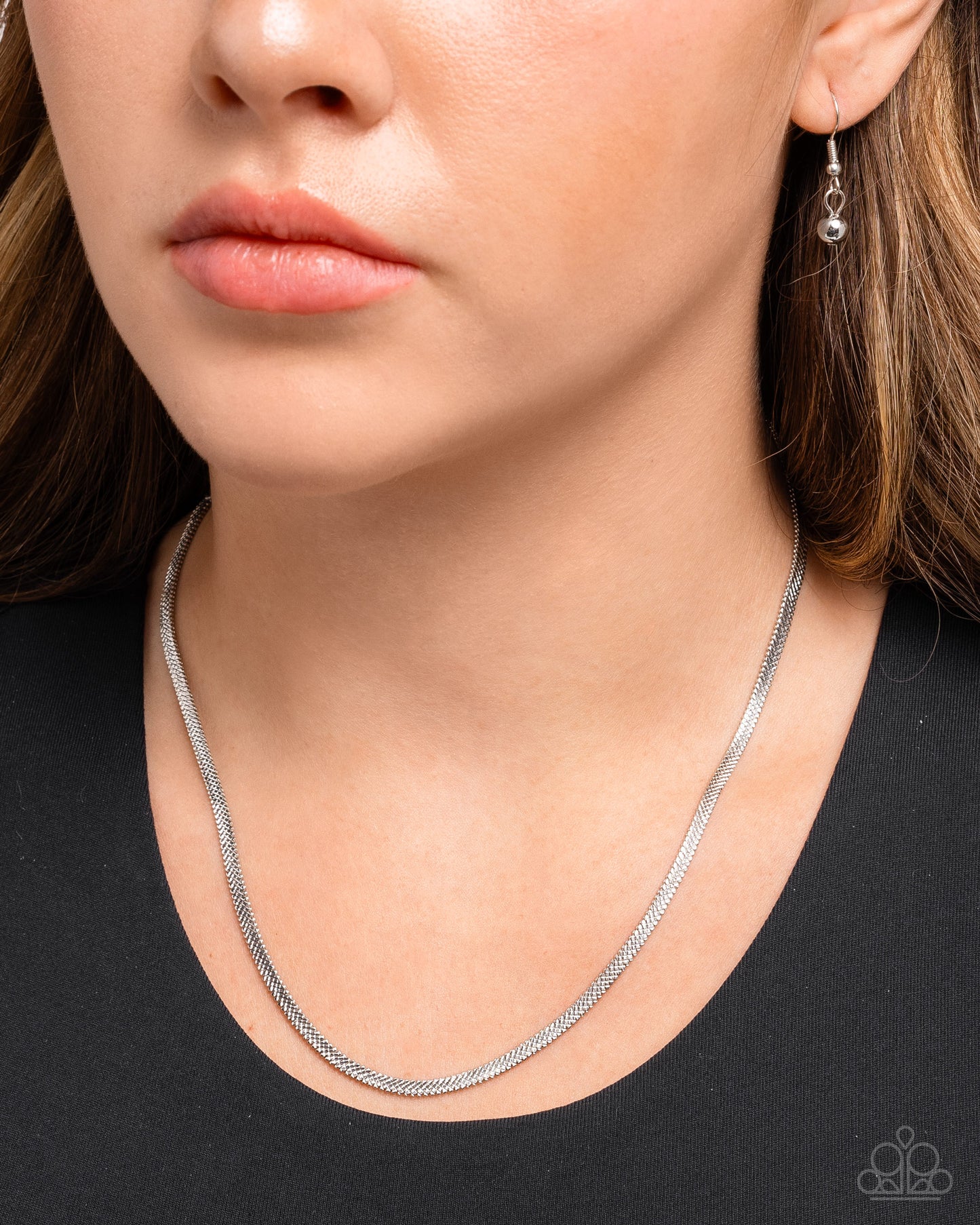 Spirited Simplicity - Silver Necklace - Paparazzi - Dare2bdazzlin N Jewelry