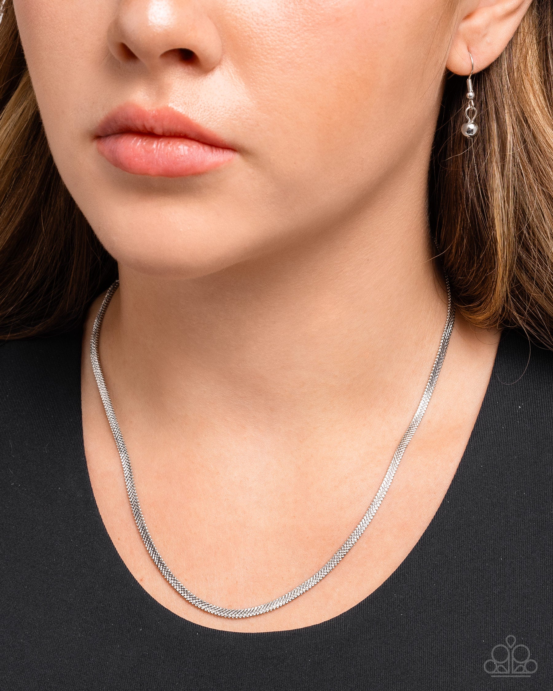 Spirited Simplicity - Silver Necklace - Paparazzi - Dare2bdazzlin N Jewelry