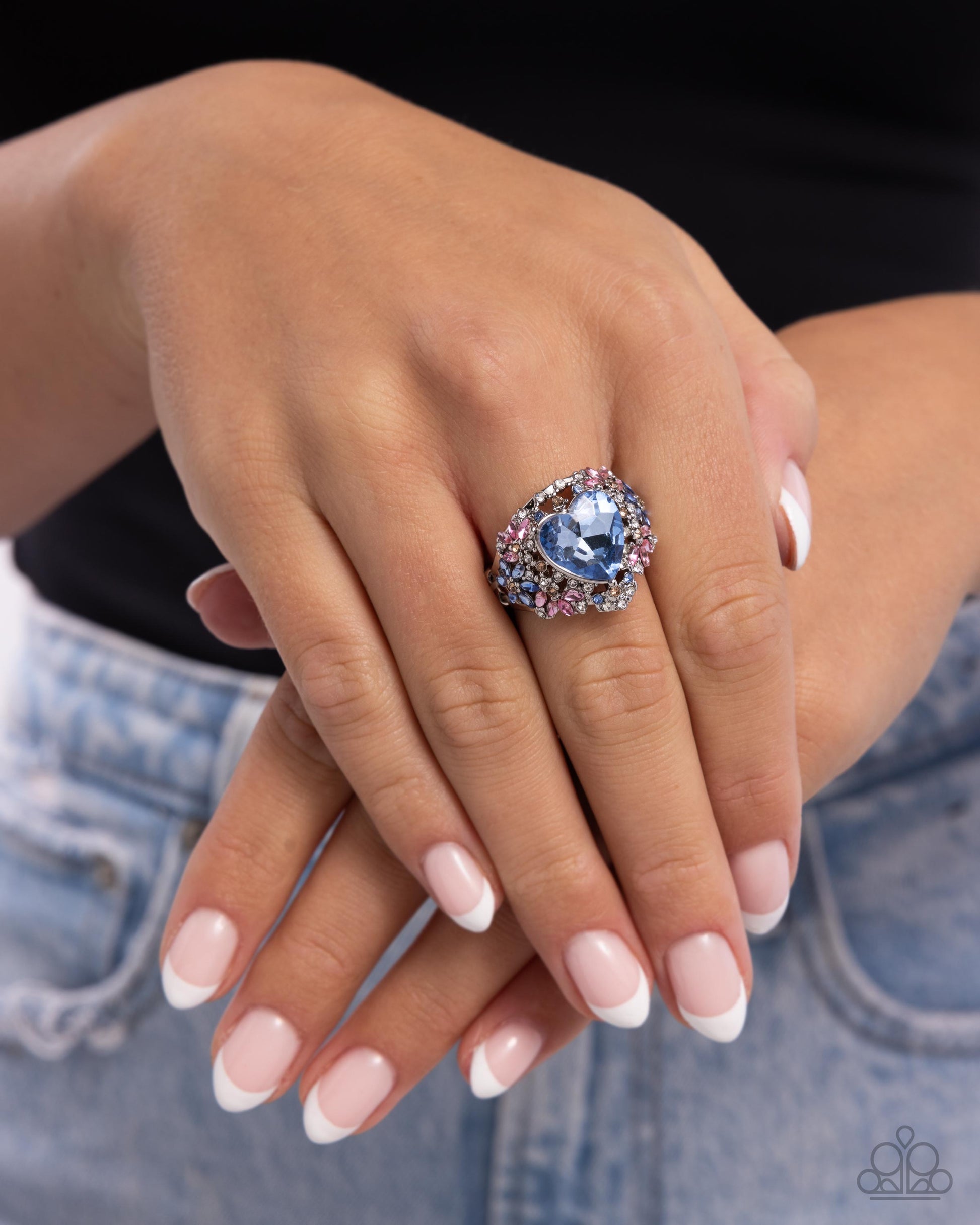 Bursting with Beauty - Blue Ring - Paparazzi - Dare2bdazzlin N Jewelry