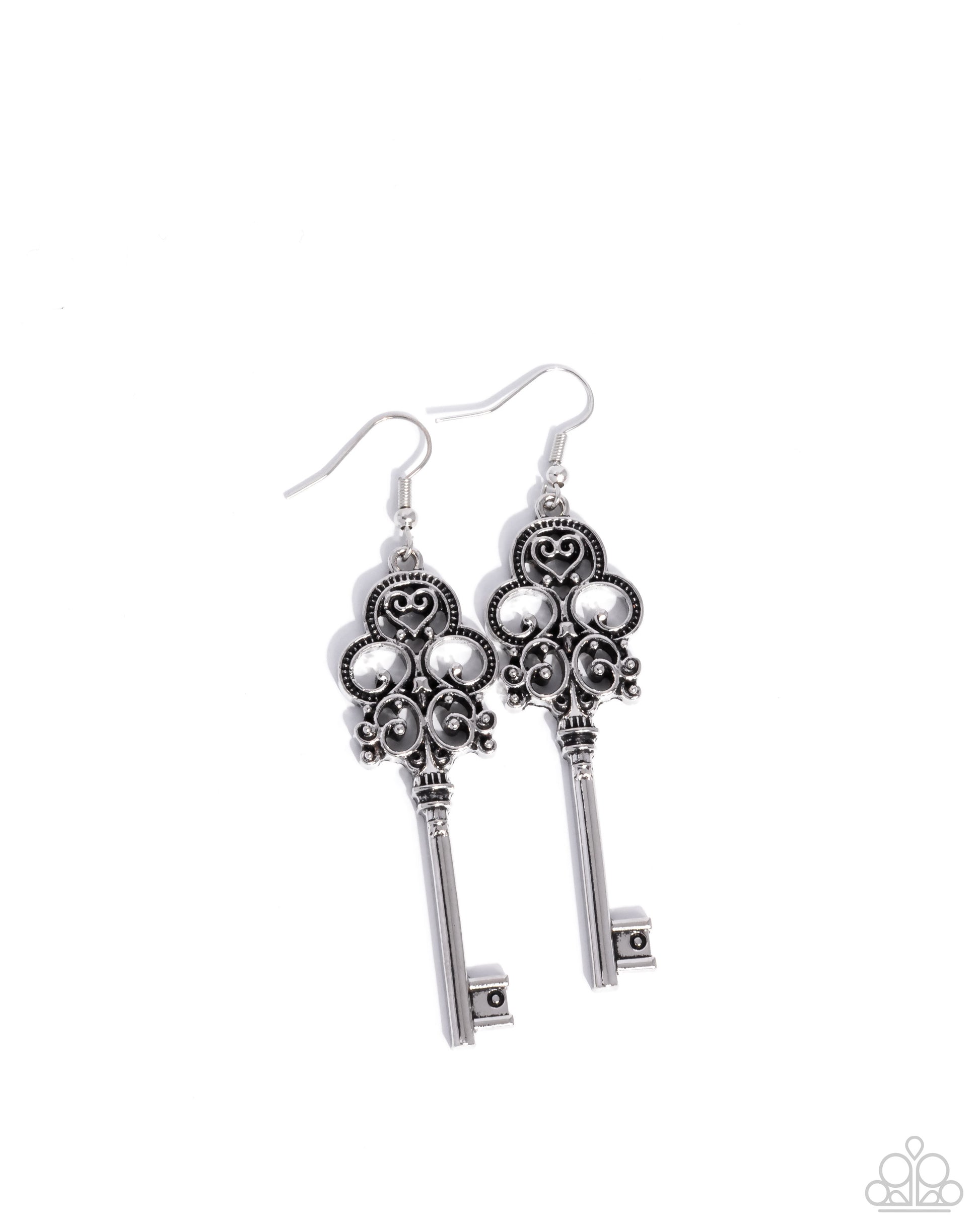 ChÃteau Chic - Silver Earring - Paparazzi - Dare2bdazzlin N Jewelry