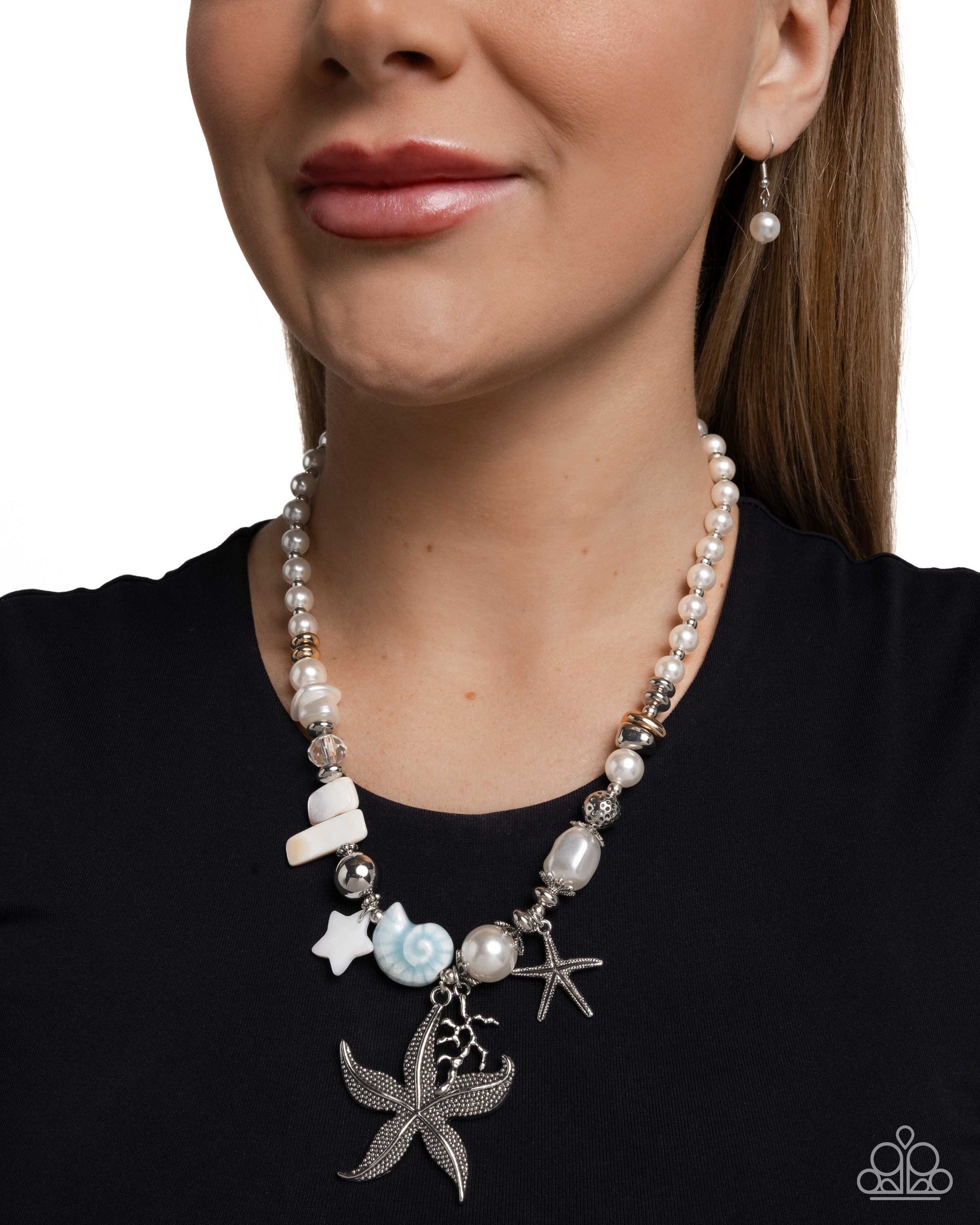 Coastal Cameo - Blue Necklace - Paparazzi - Dare2bdazzlin N Jewelry