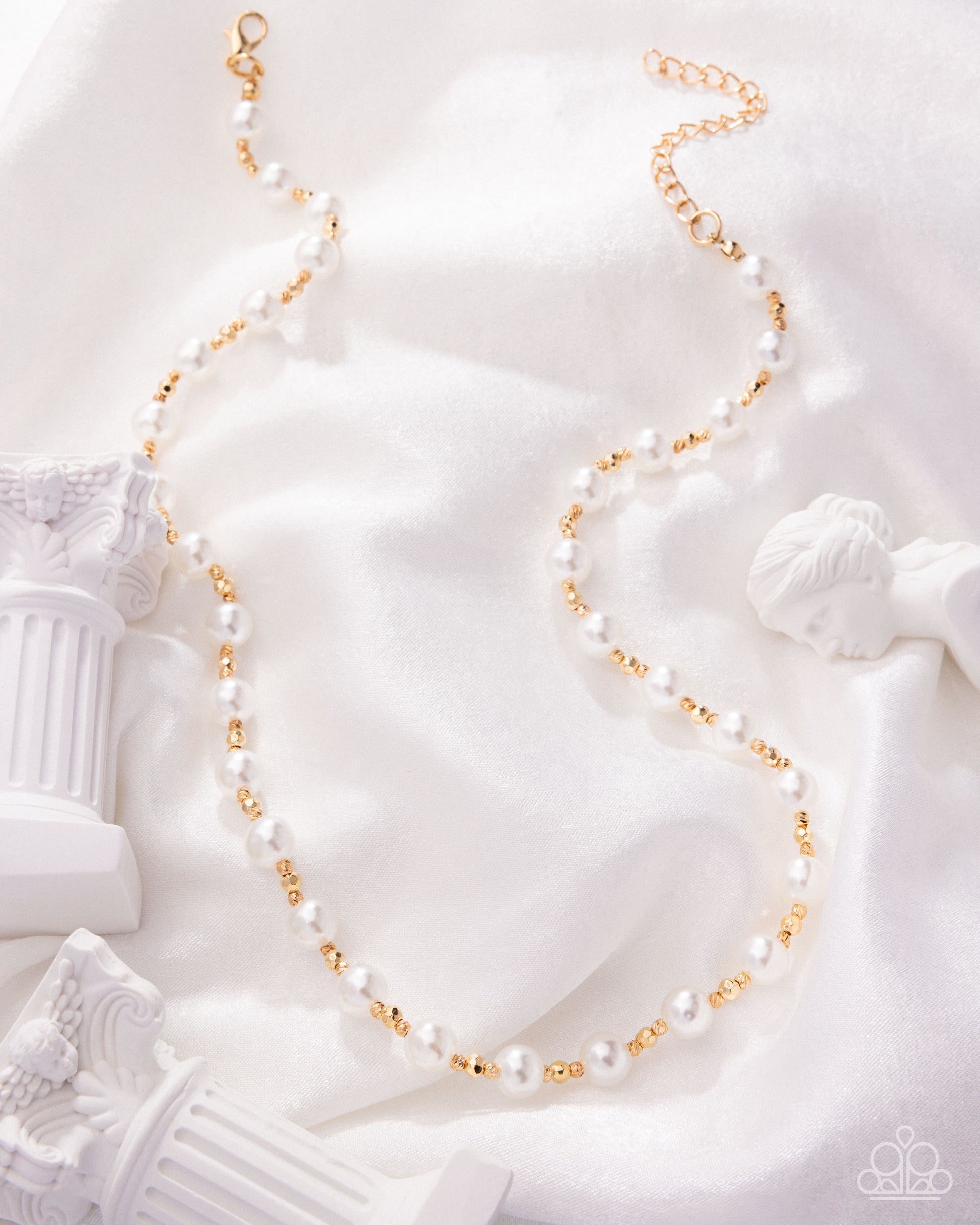 Pearl Premiere - Gold Necklace - Paparazzi - Dare2bdazzlin N Jewelry
