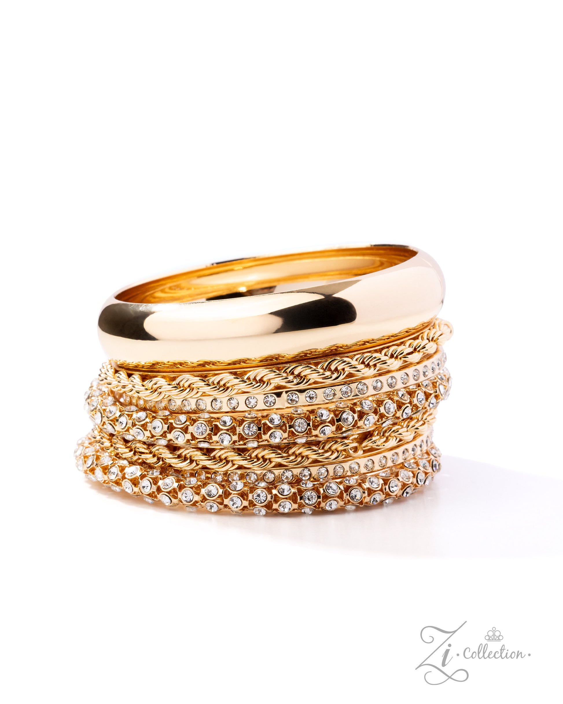 Renowned Radiance - Gold - 2025 Zi Collection Bracelet - Dare2bdazzlin N Jewelry