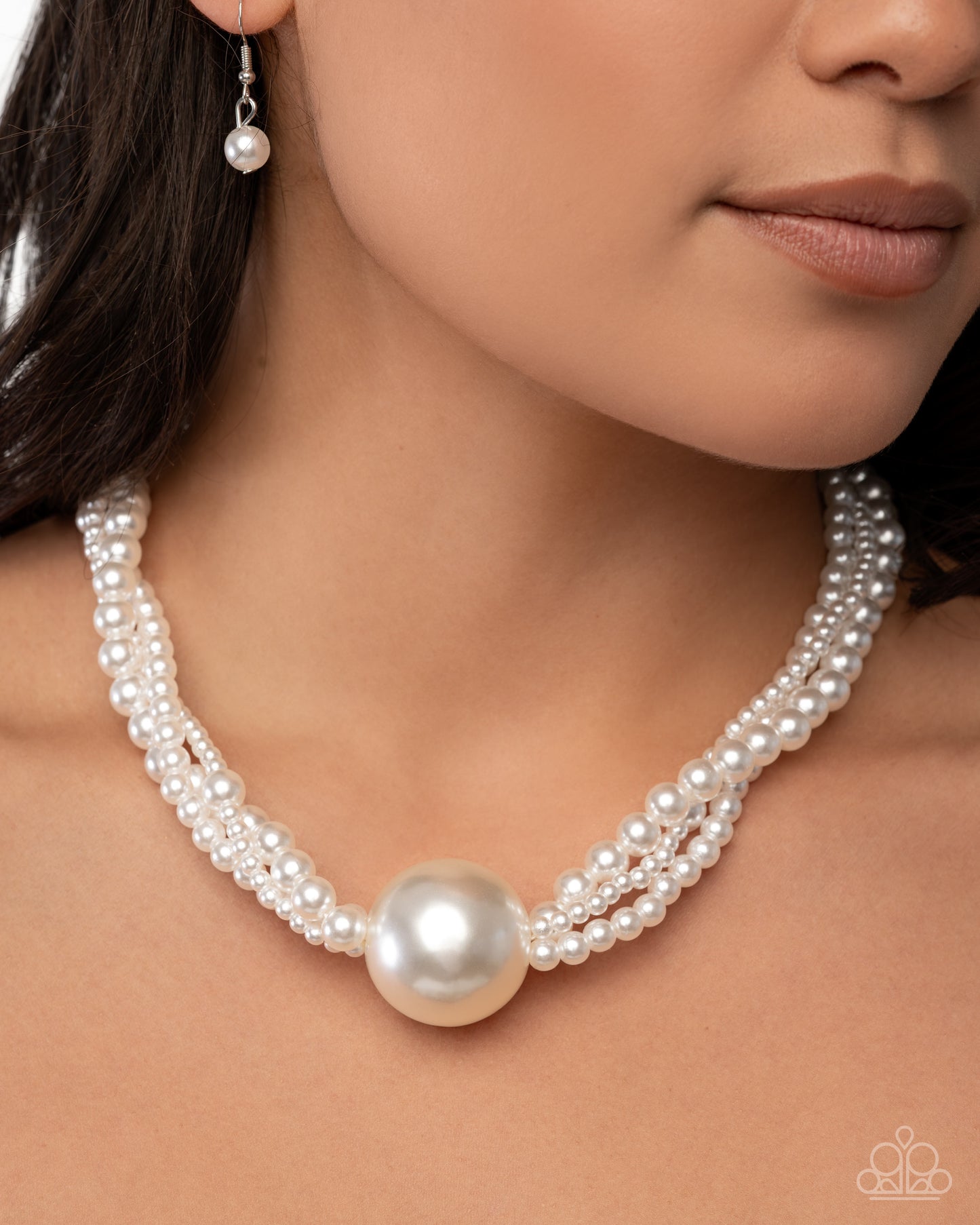 Polished Professional - White Necklace - Paparazzi - Dare2bdazzlin N Jewelry