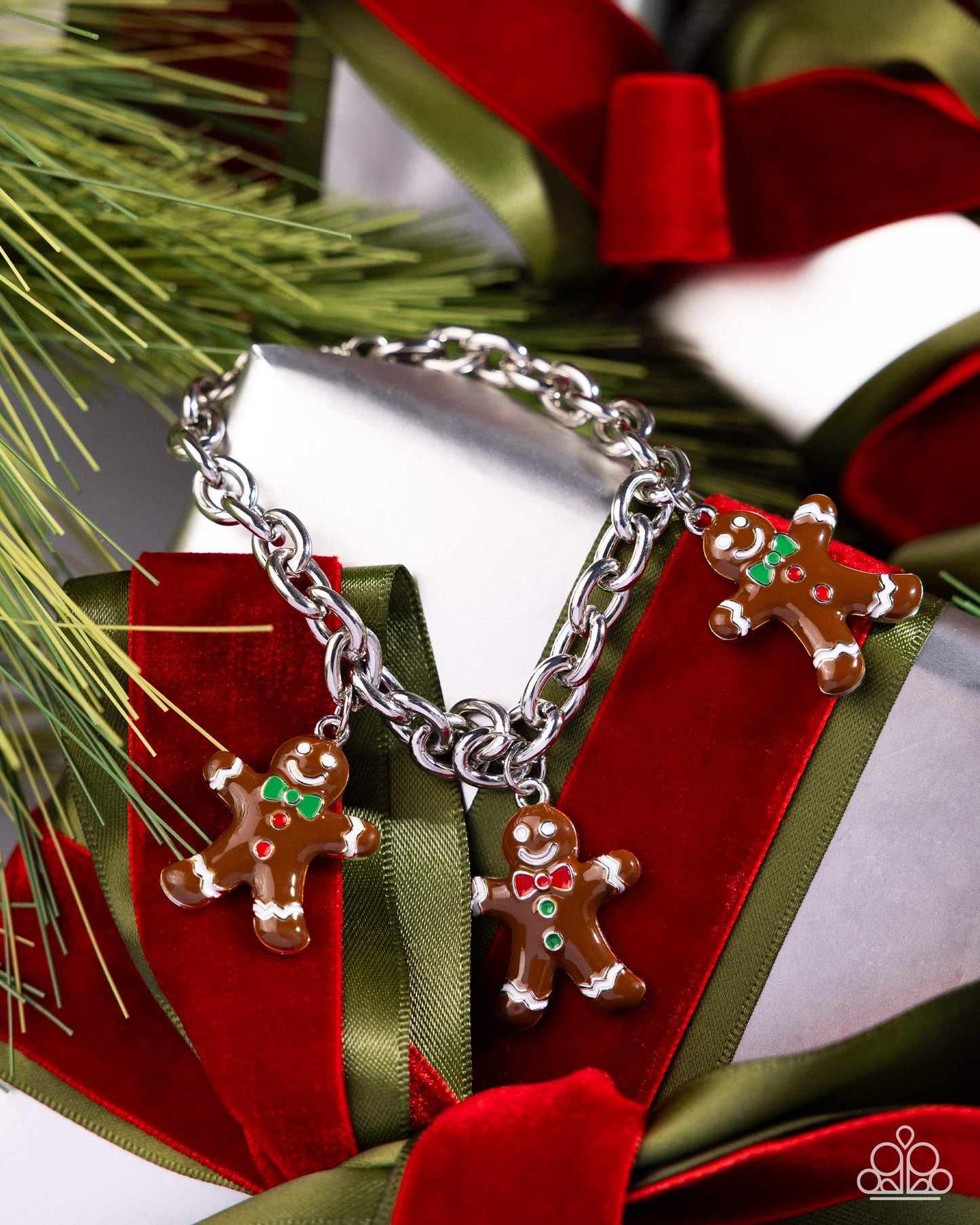 Gingerbread Glitz - Brown Bracelet - Paparazzi - Dare2bdazzlin N Jewelry