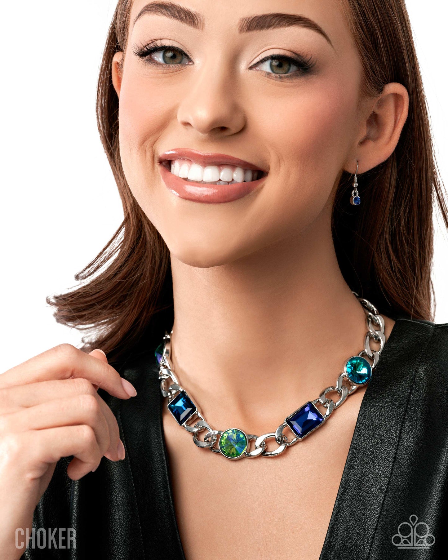 Groundbreaking Glitter - Green Choker - Paparazzi - Dare2bdazzlin N Jewelry