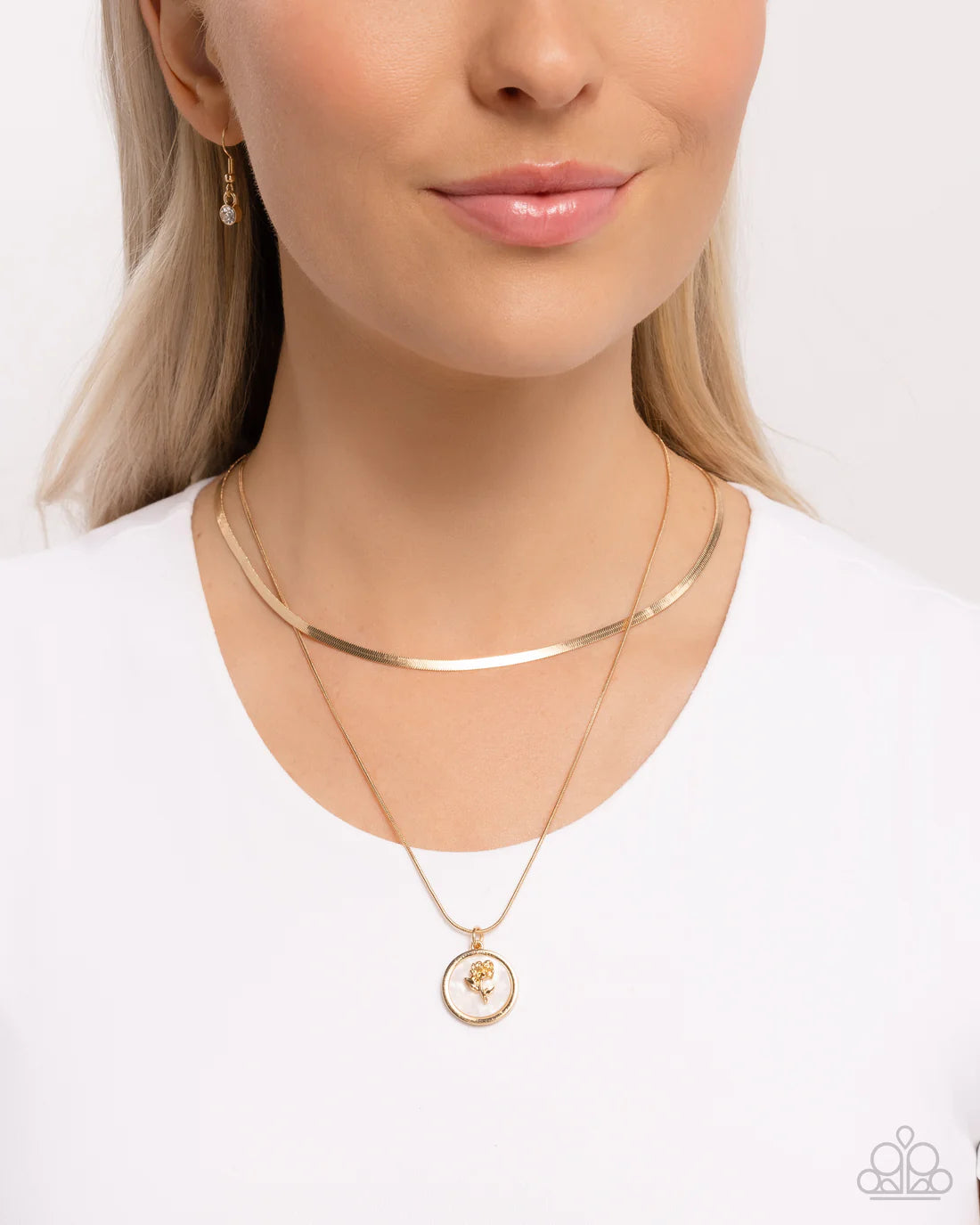 Garden Gallery Gold Necklace - Paparazzi - Dare2bdazzlin N Jewelry