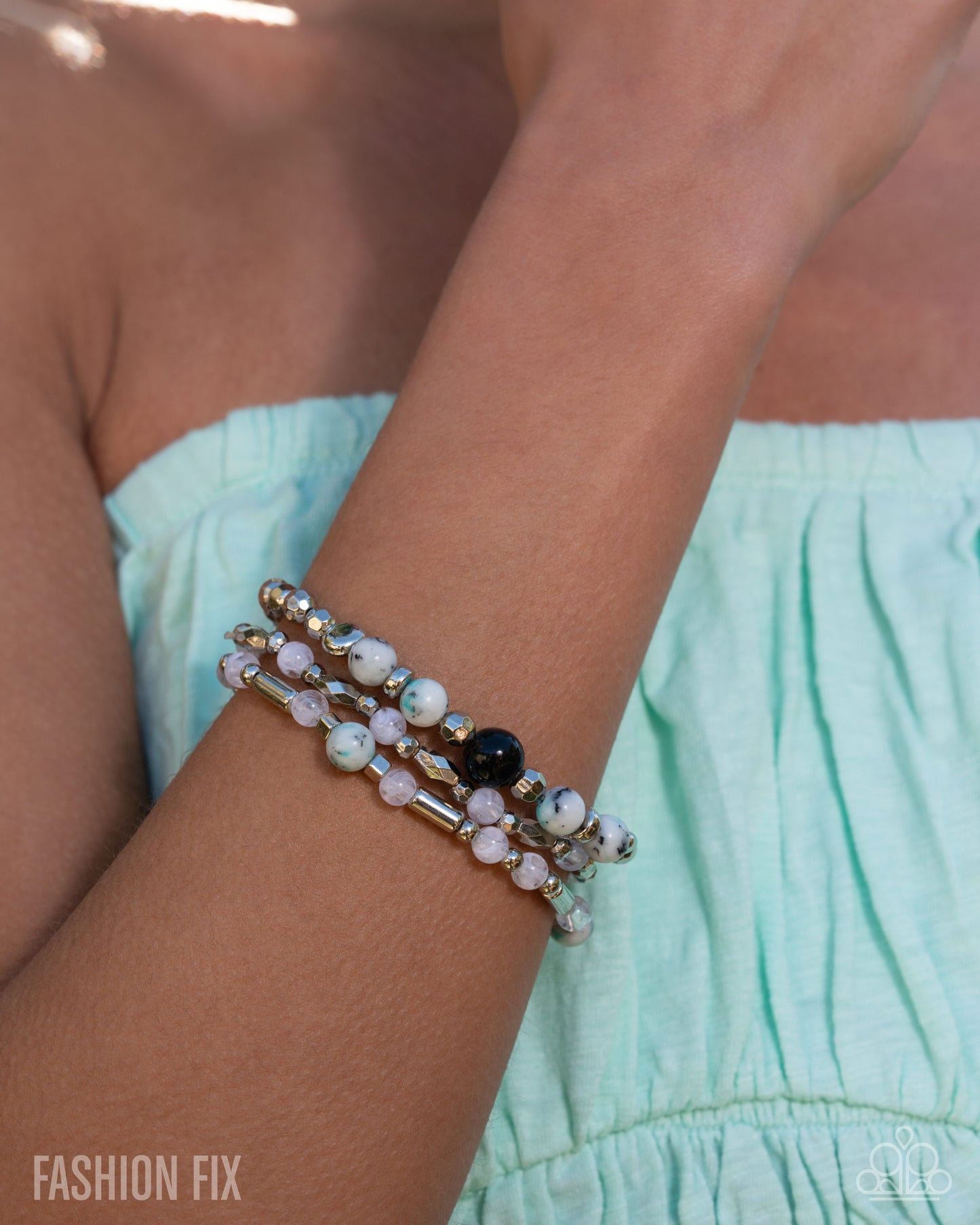 Simply Santa Fe - Fashion Fix Set - June 2026