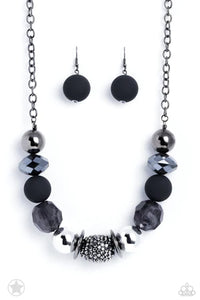 A Warm Welcome Black Necklace - Paparazzi - Dare2bdazzlin N Jewelry