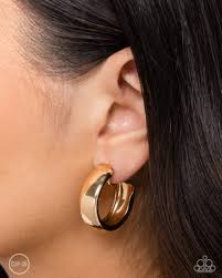 Round Reputation Gold Clip-On Earring - Paparazzi - Dare2bdazzlin N Jewelry