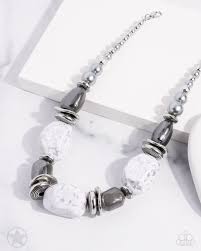 In Good Glazes Silver Blockbuster Necklace - Paparazzi - Dare2bdazzlin N Jewelry