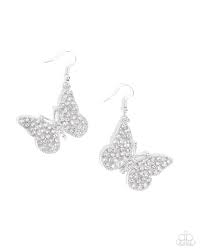 Aerial Audience White Earring - Paparazzi - Dare2bdazzlin N Jewelry