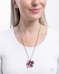 Four Leaf Fashion Pink Necklace - Paparazzi - Dare2bdazzlin N Jewelry