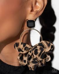 Charming Cheetah Gold Post Earring - Paparazzi - Dare2bdazzlin N Jewelry